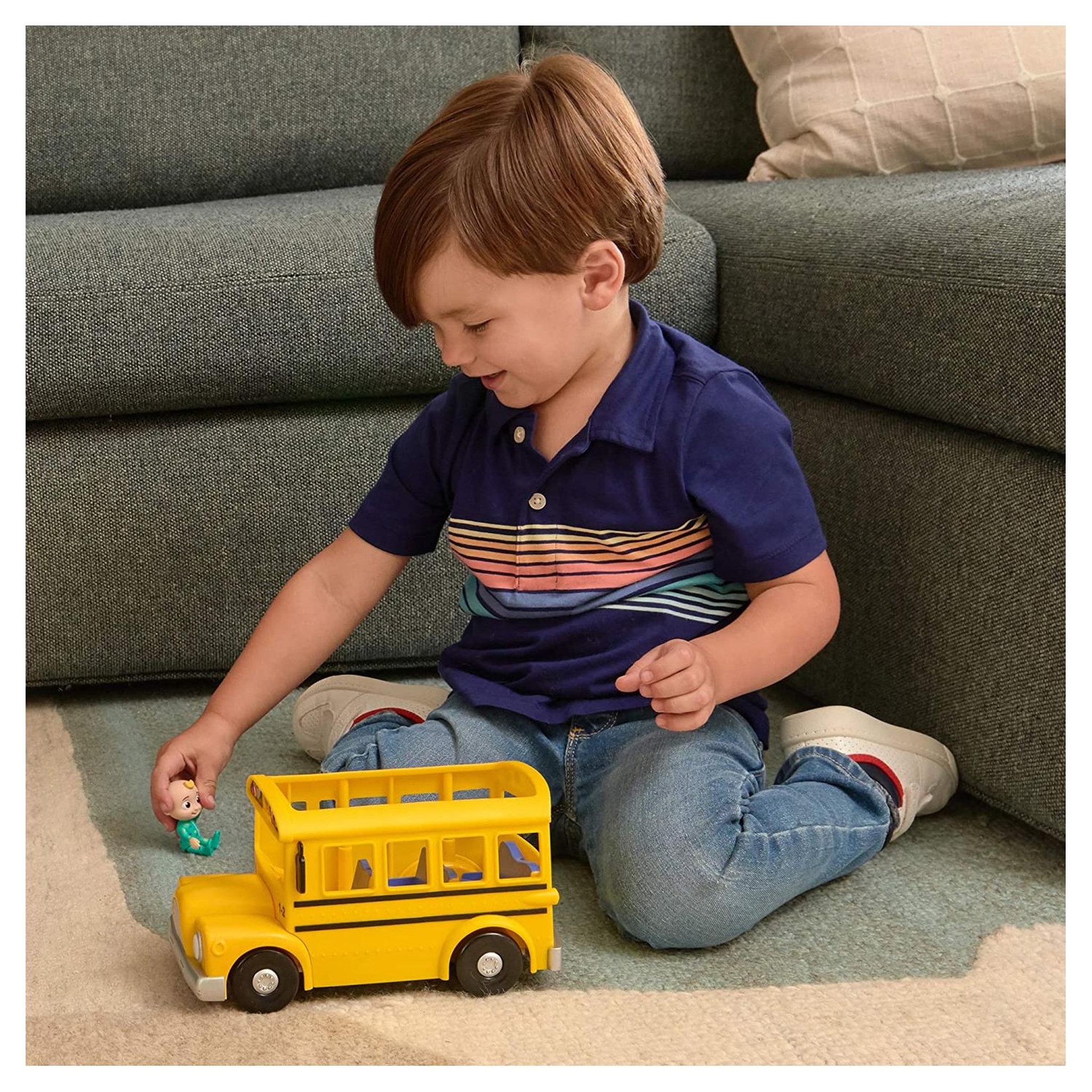 Voir la diapositive 3 : BANDAI Bus Scolaire Musical 