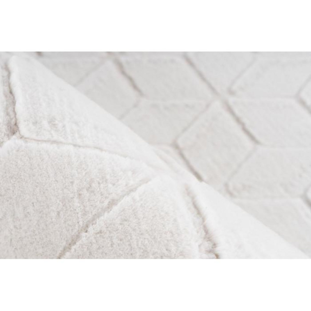 Paris Prix Tapis Shaggy Effet 3D  Vivica  Blanc & Crème