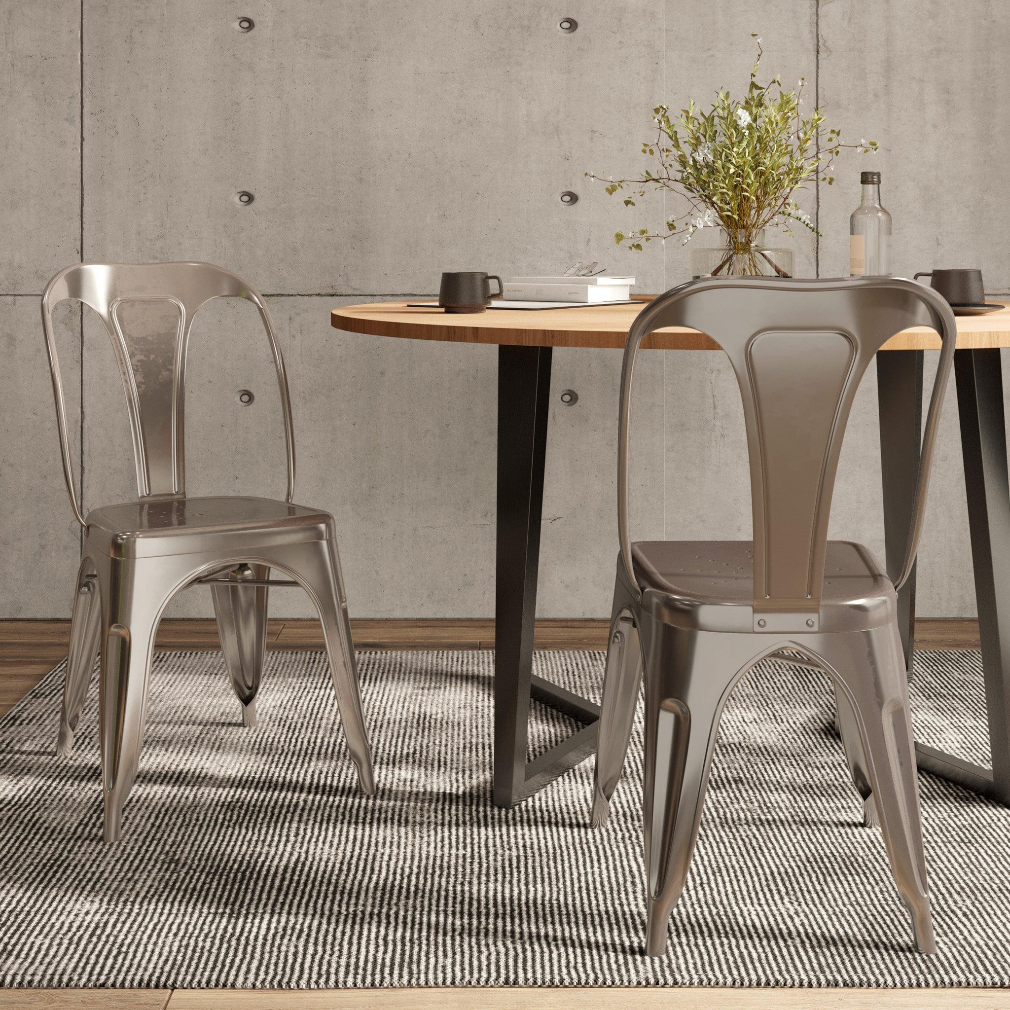 Voir la diapositive 2 : MAISON PAVANE Lot de 2 chaises en métal chromé-indus