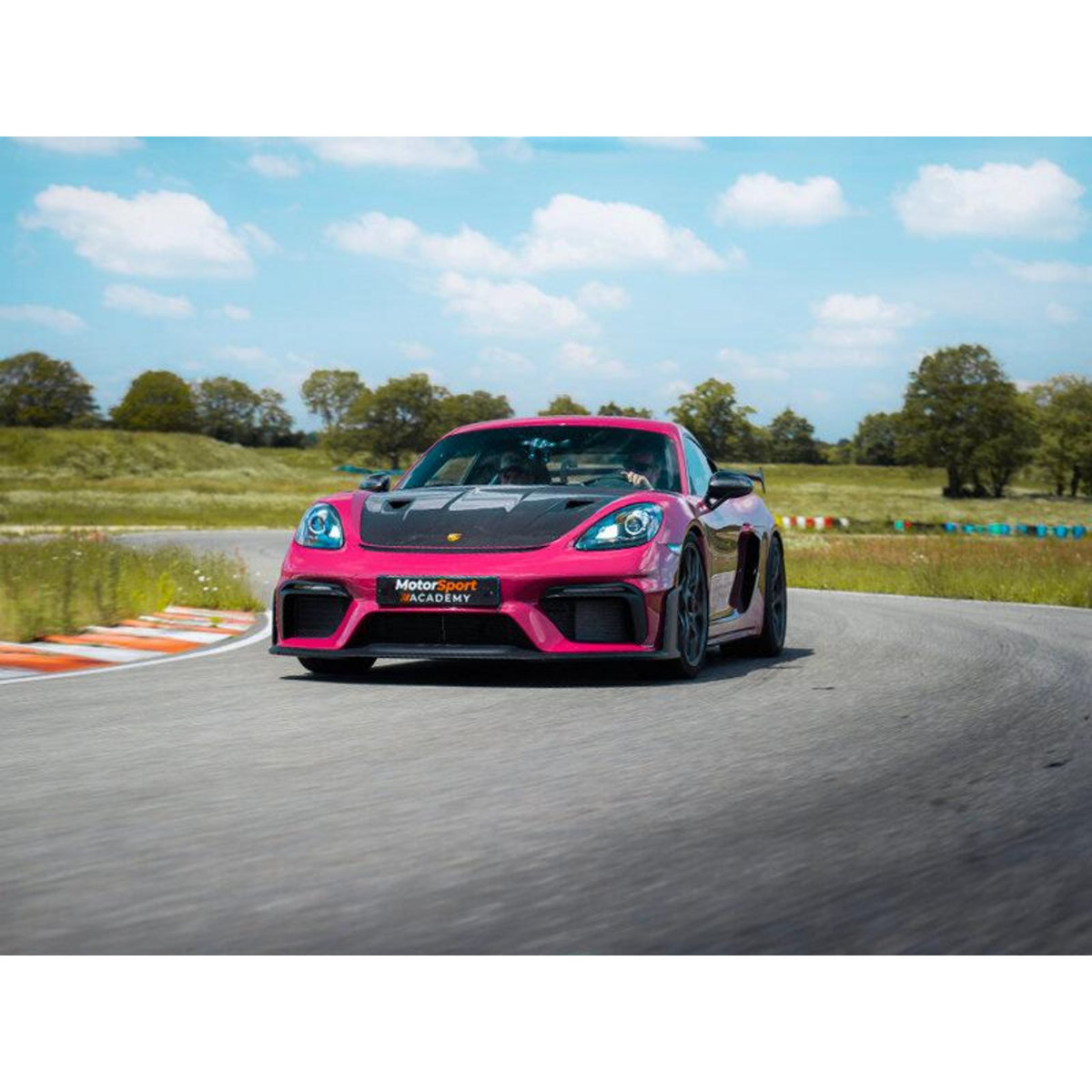 Smartbox Stage de pilotage : 2 tours sur le circuit de La Châtre en Porsche 718 Cayman GT4 RS - Coffret Cadeau Sport & Aventure