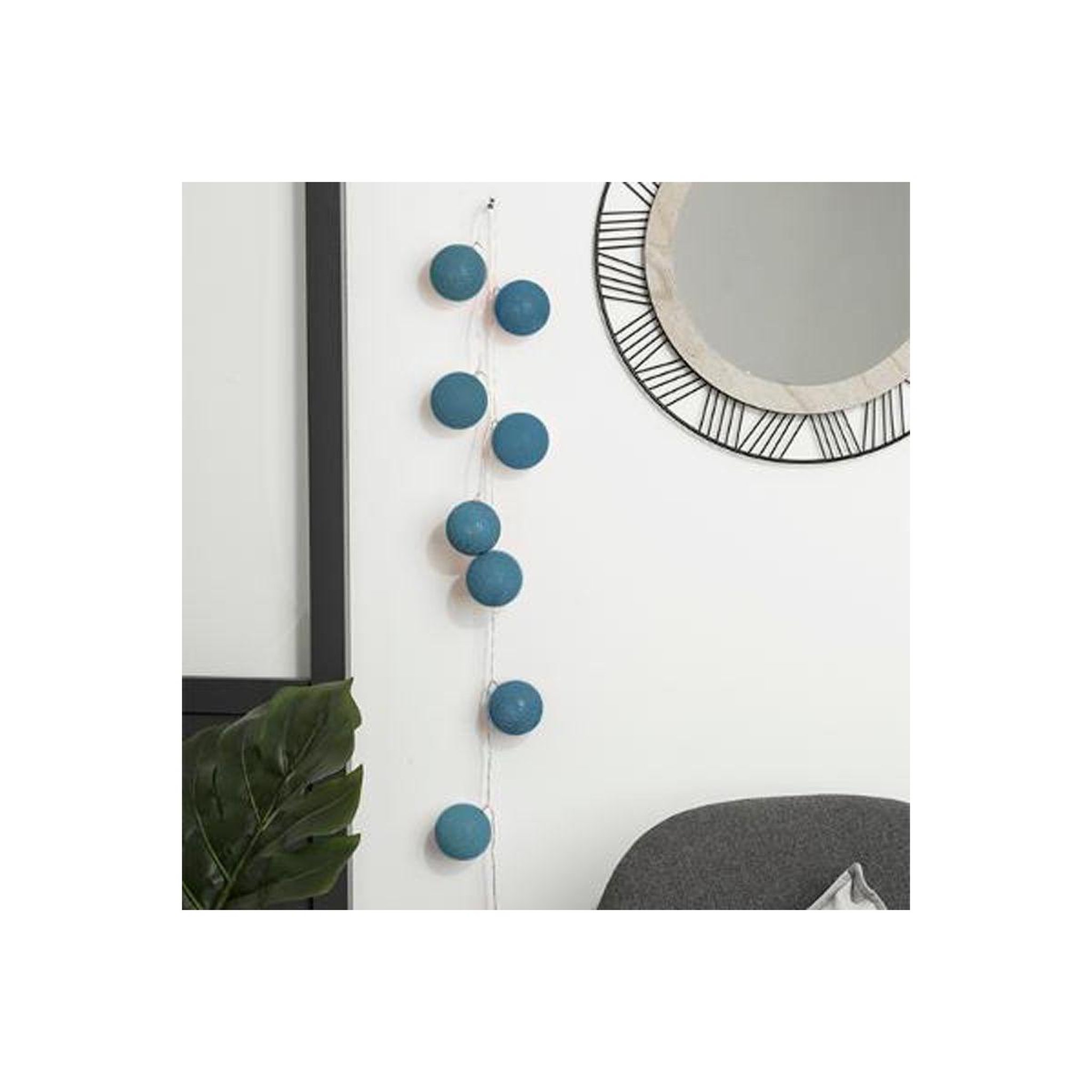 Voir la diapositive 3 : ATMOSPHERA Guirlande led  10 boules  165cm bleu canard