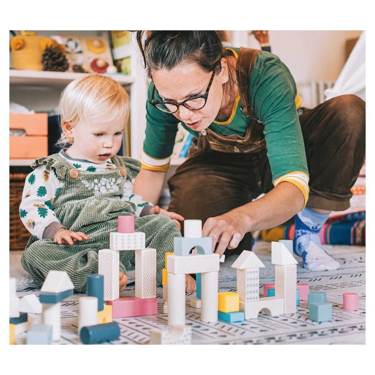 BIGJIGS Boite de 50 formes en bois à empiler