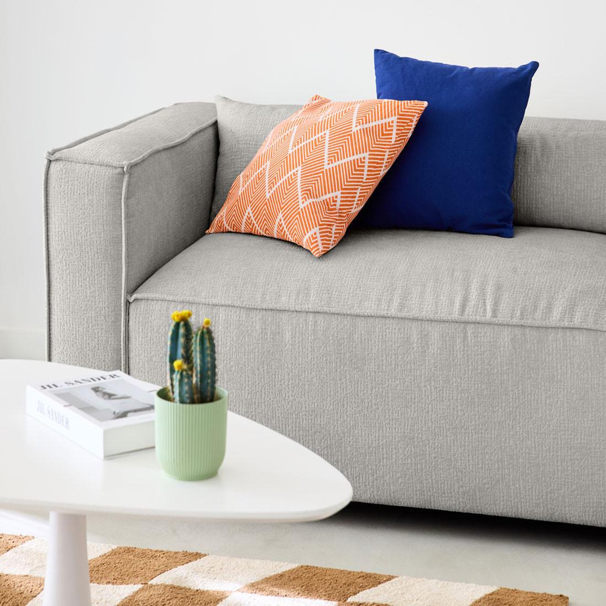 Voir la diapositive 3 : LISA DESIGN Ela - canapé d'angle droit 4 places - en tissu velours relief