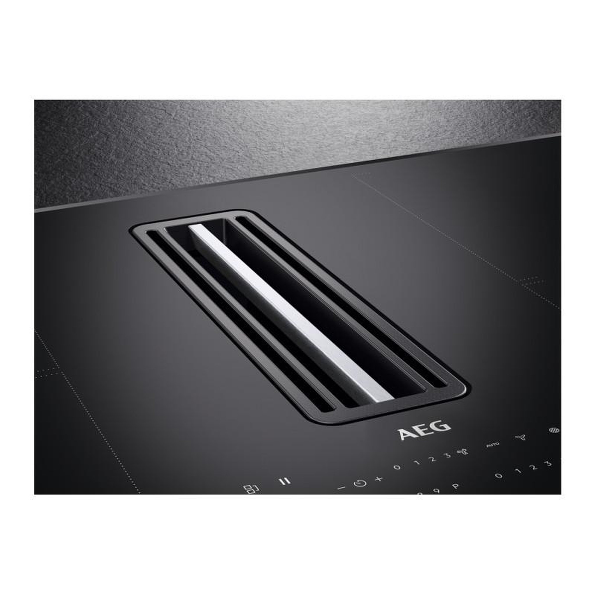 Voir la diapositive 4 : AEG Plaque induction Aeg CCE84779CB + HOTTE INTEGREE Recyclage