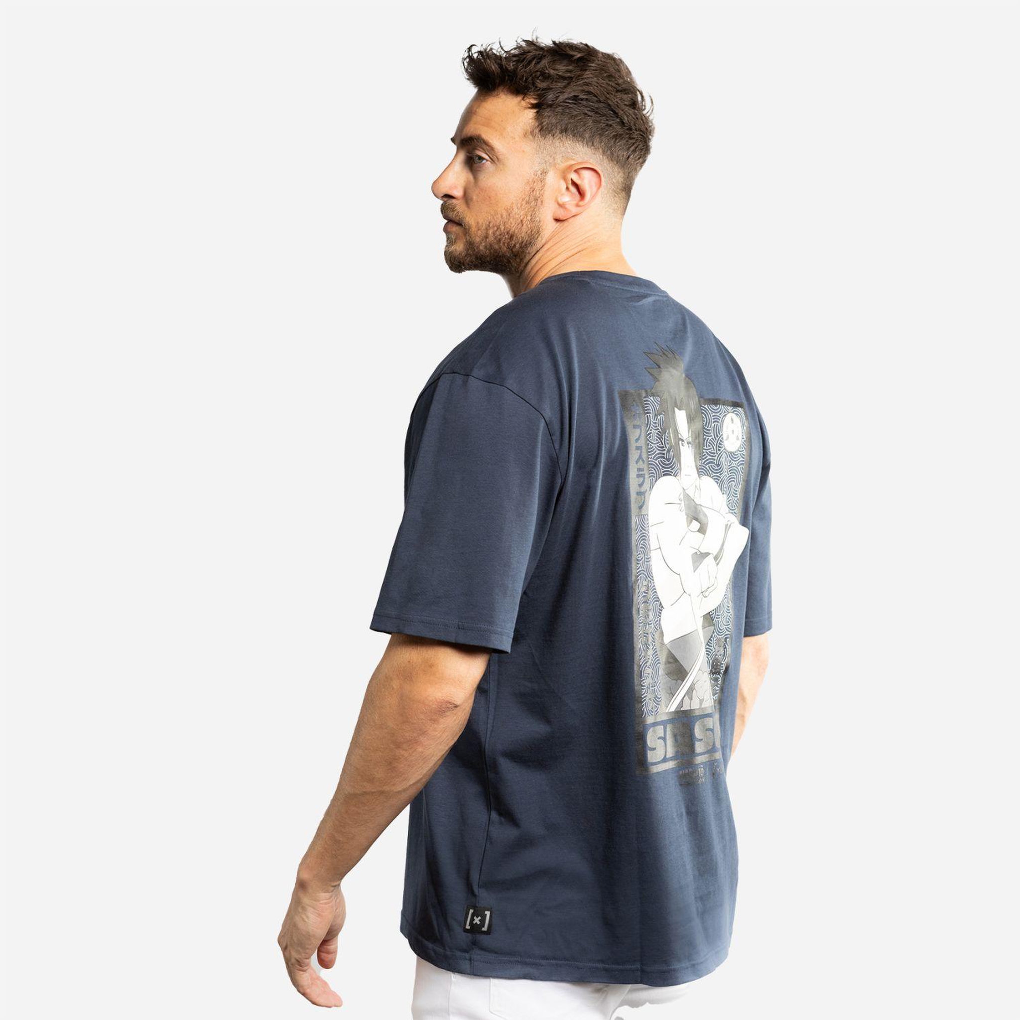 Voir la diapositive 4 : CAPSLAB T-shirt homme relax fit avec print naruto shippuden sasuke
