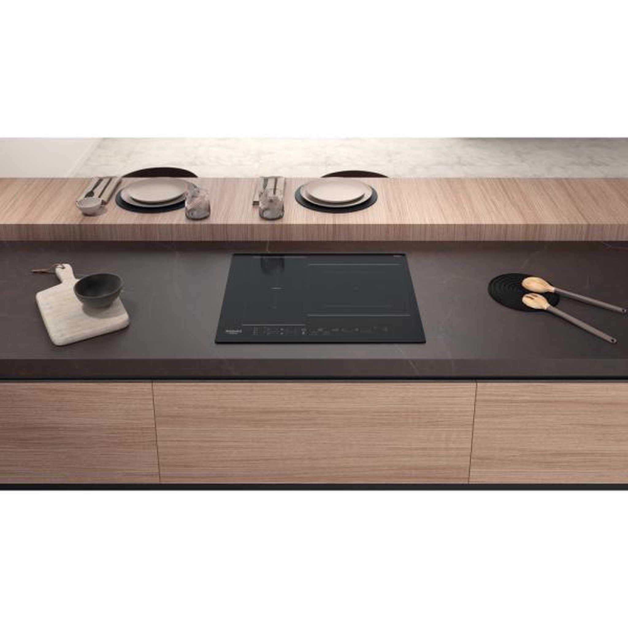 Voir la diapositive 4 : HOTPOINT Table de cuisson induction - hotpoint - 3 zones - hb2760bne - l 59 x p 51 cm - 7200w total - noir