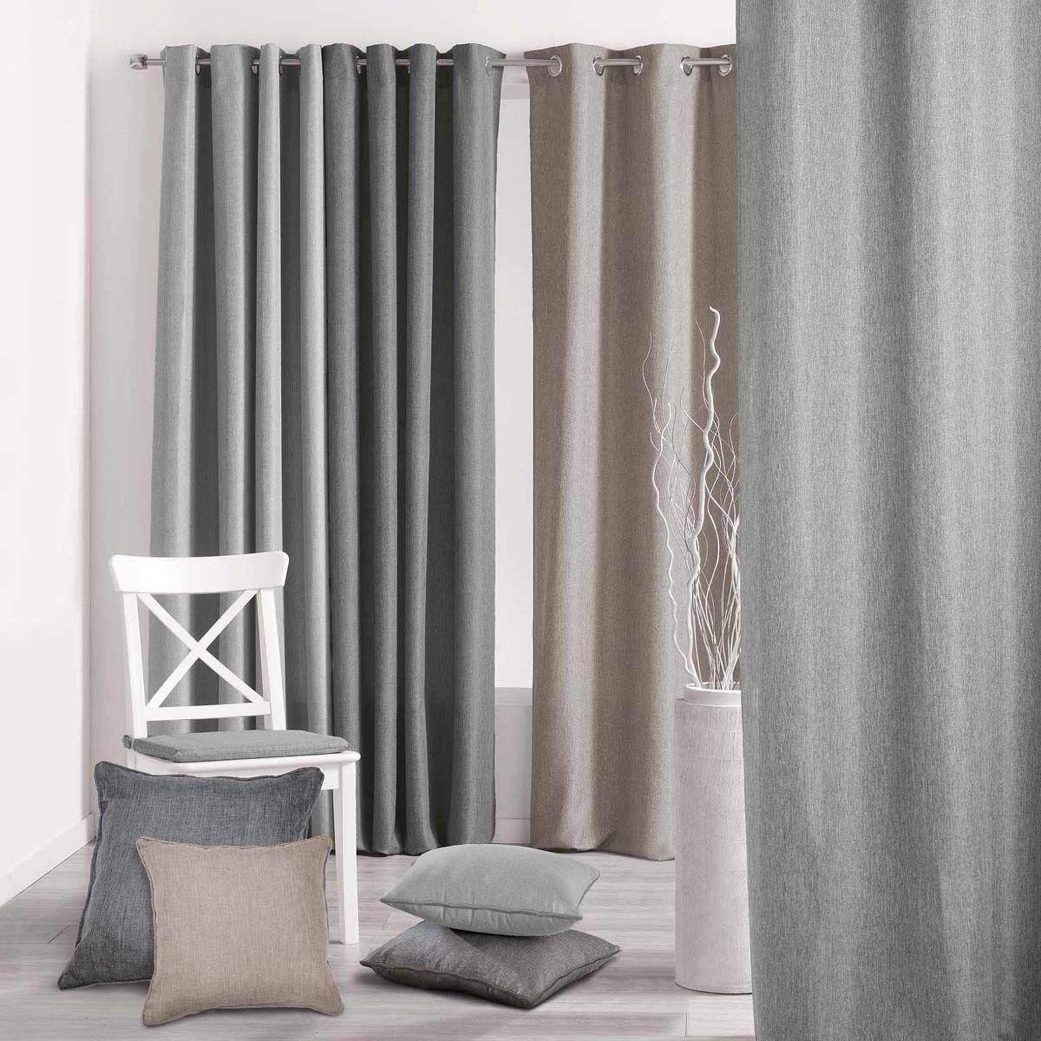 Voir la diapositive 3 : Douceur d'Intérieur Galette de chaise  newton  40x40cm gris anthracite