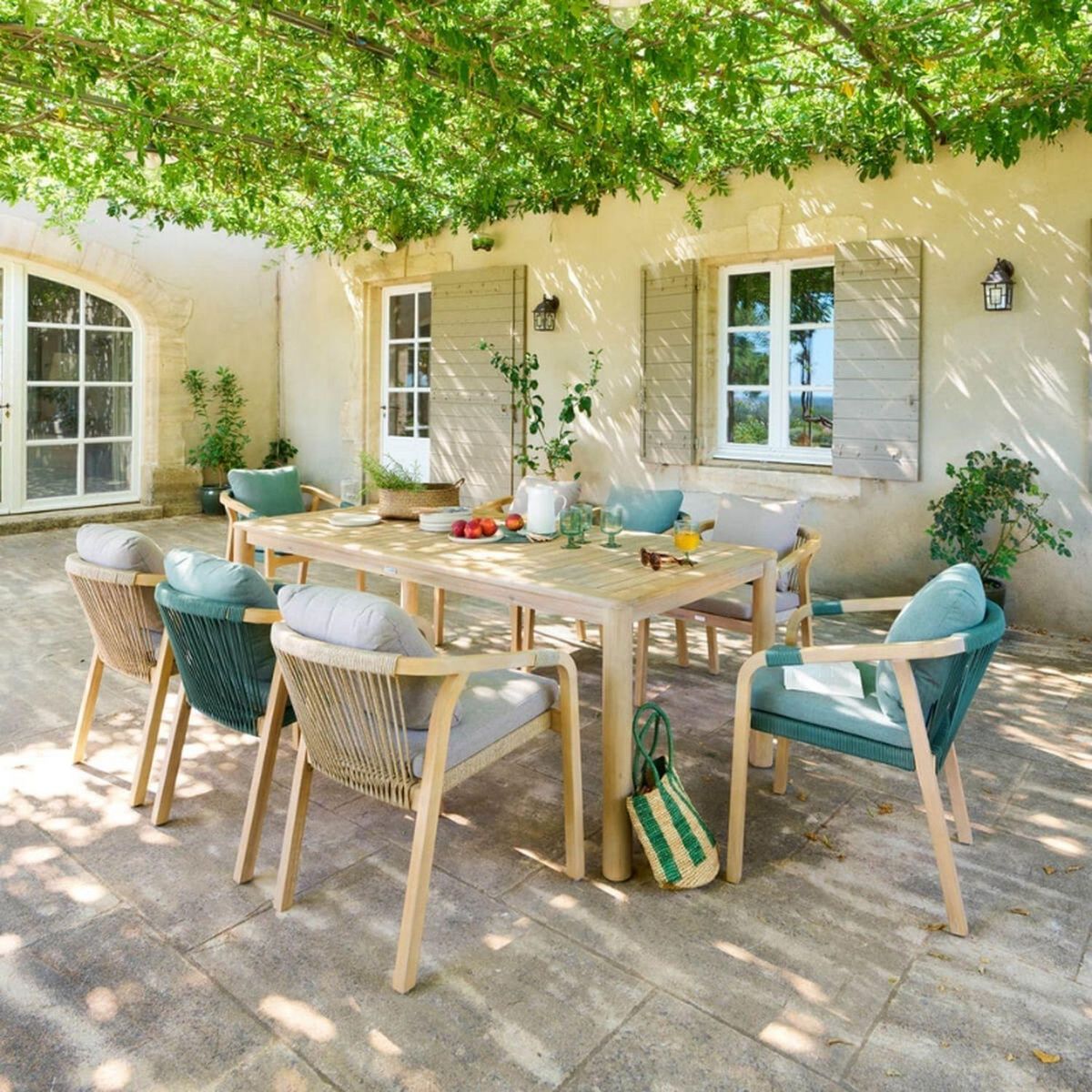 HESPERIDE Table de jardin fixe rectangulaire en bois DEONA - Marron