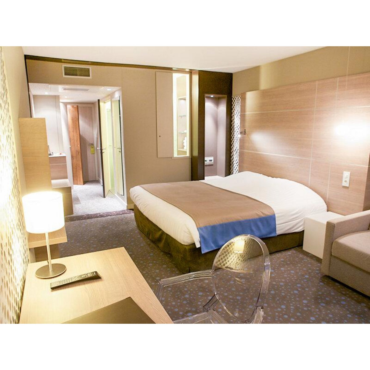 Smartbox 2 jours en hôtel 3* près de la Rochelle avec accès à l'espace spa - Coffret Cadeau Séjour