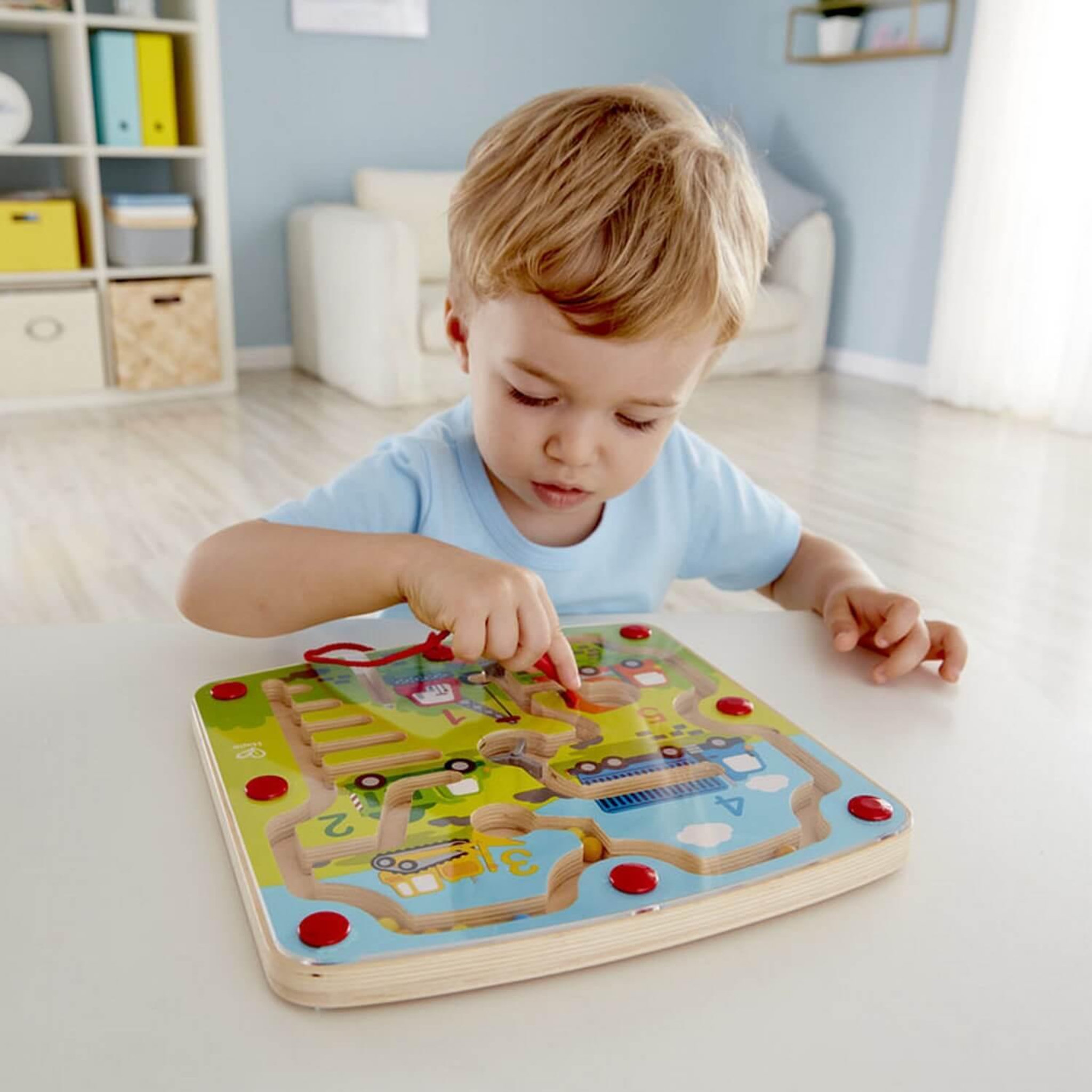 Voir la diapositive 3 : Hape Labyrinthe magnetique vehicules de chantier