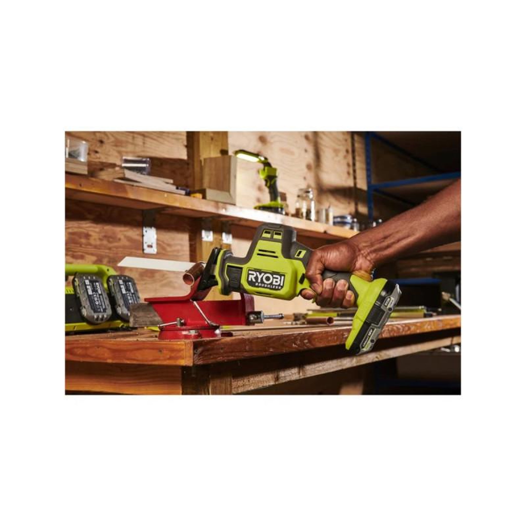 Voir la diapositive 4 : Ryobi Scie sabre 1 main Brushless 18V RYOBI - Sans batterie ni chargeur - RRS18CBL-0