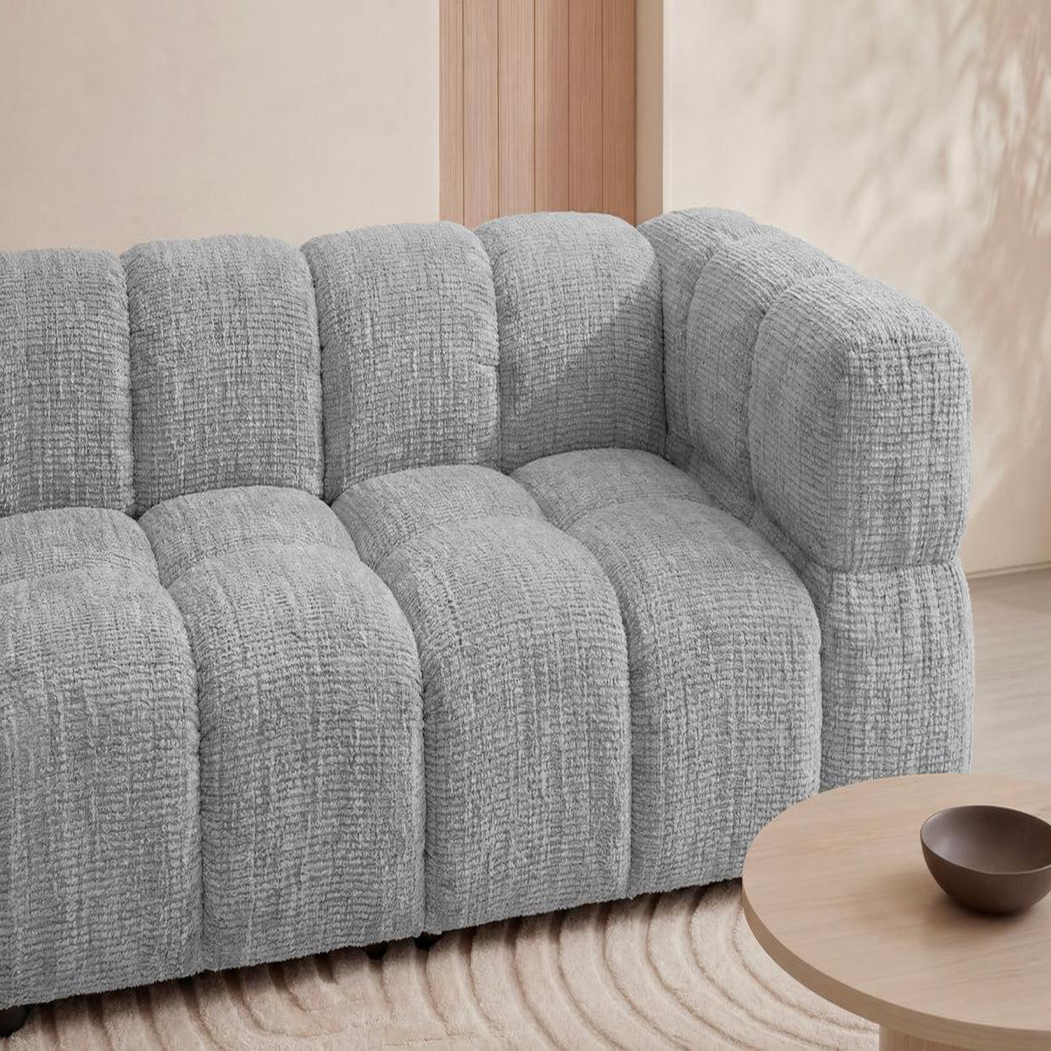Voir la diapositive 4 : CASANOVA PARIS Gustave - canapé droit tissu chenille 2 places