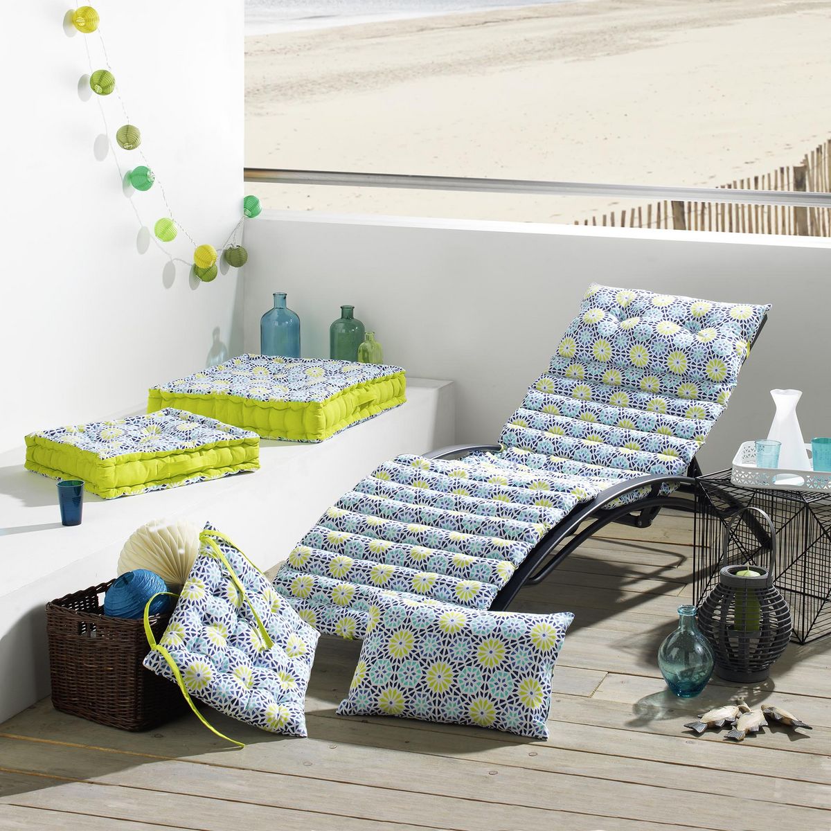 Coussin bain de soleil pour extérieur motifs fleurs kaléidoscope