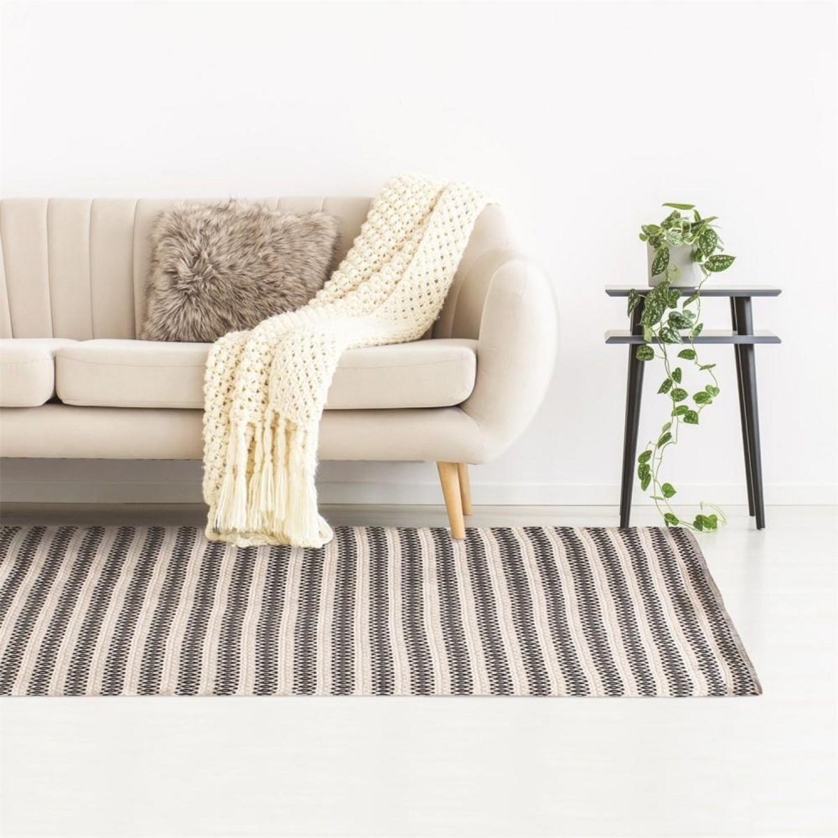 The Home Deco Factory Tapis rectangle beige motifs noir 120x170 cm