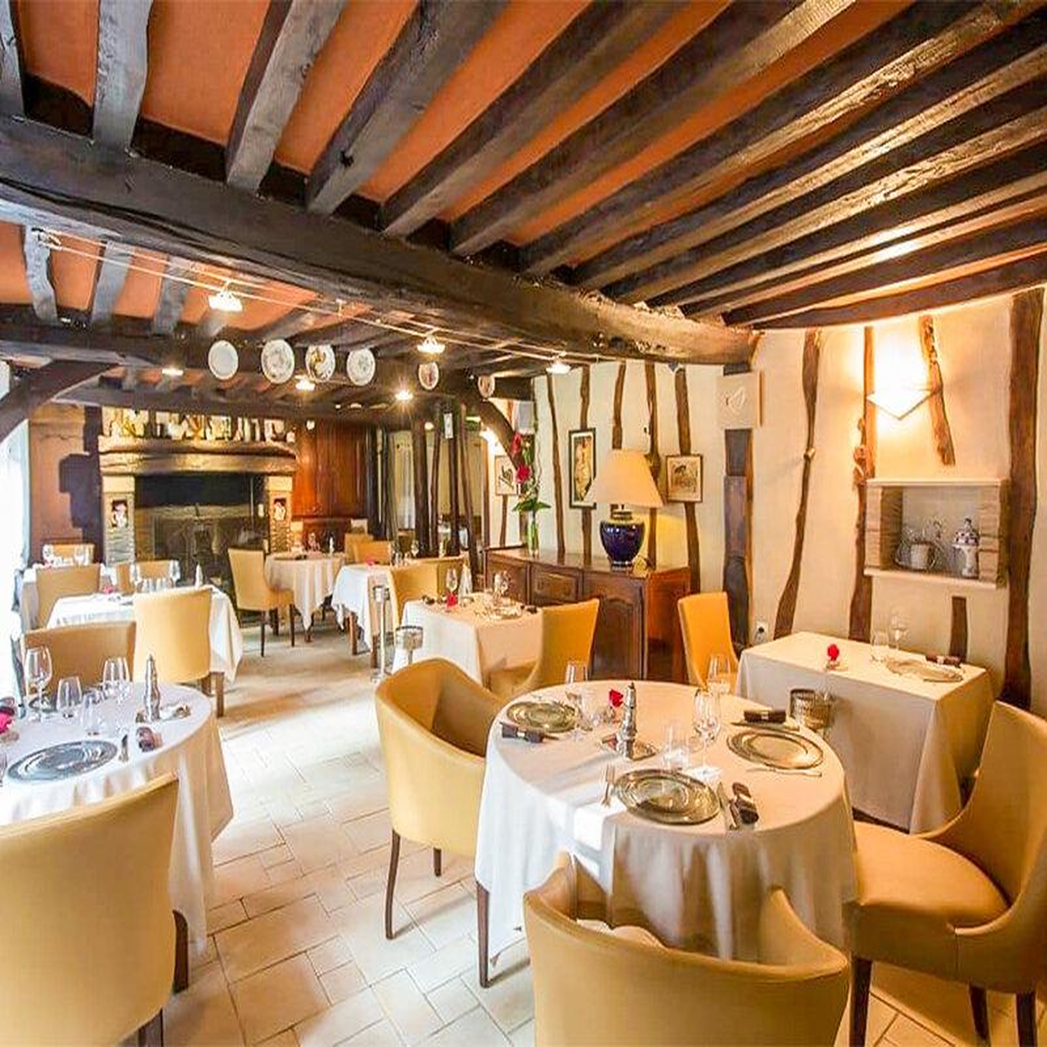 Voir la diapositive 3 : Smartbox Escapade romantique de 2 jours en hôtel 4* près de honfleur avec dîner - coffret cadeau séjour
