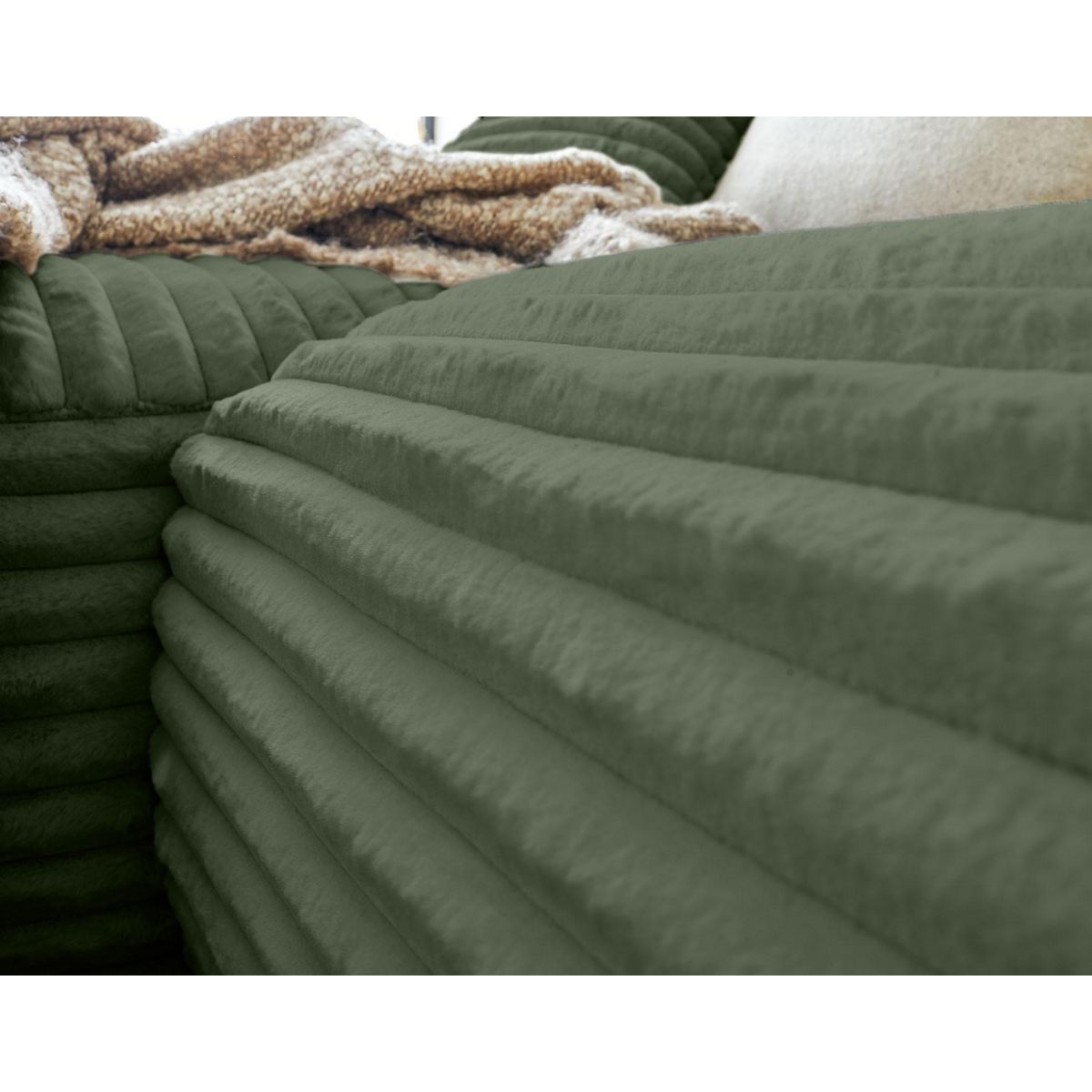 LISA DESIGN Laponie - canapé d'angle gauche - 4 places - en fausse fourrure côtelée