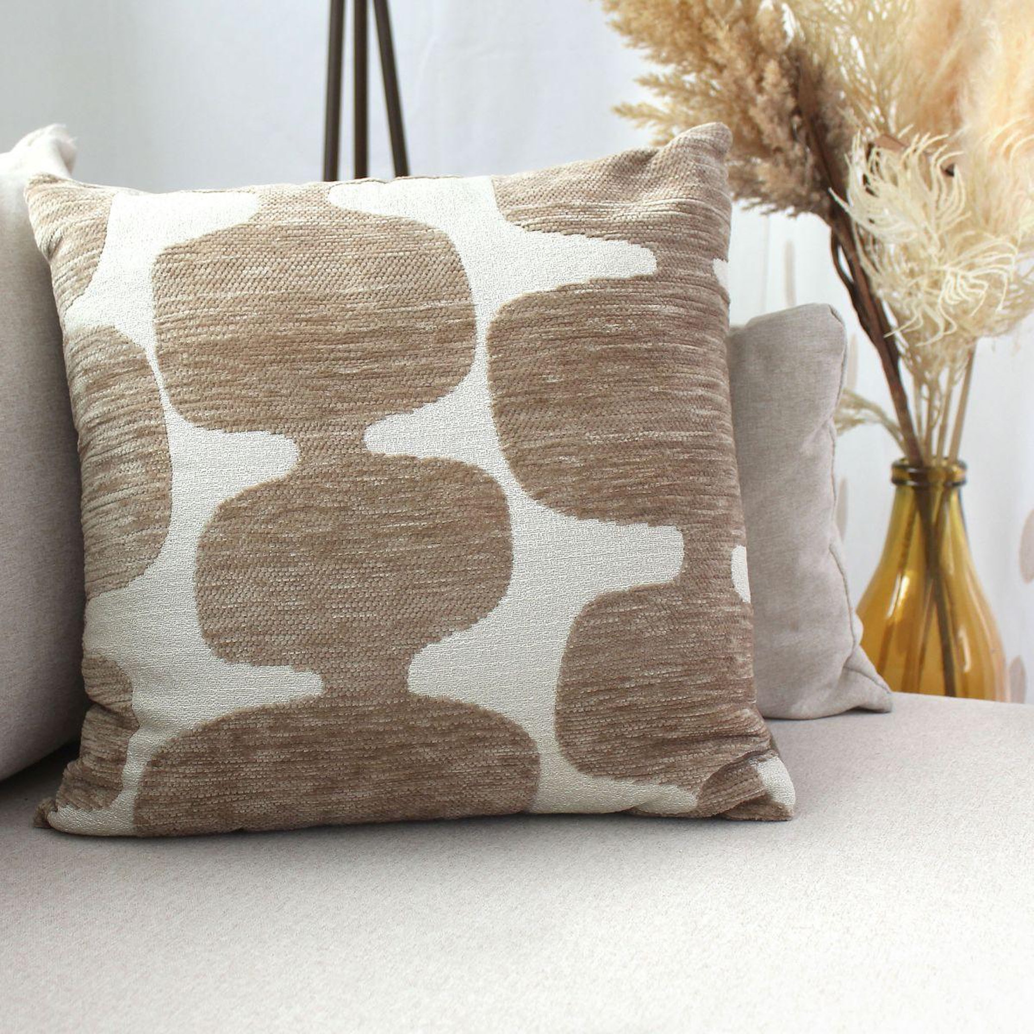 Voir la diapositive 3 : ENJOY HOME Coussin déco à motif  copper  40x40cm beige & blanc