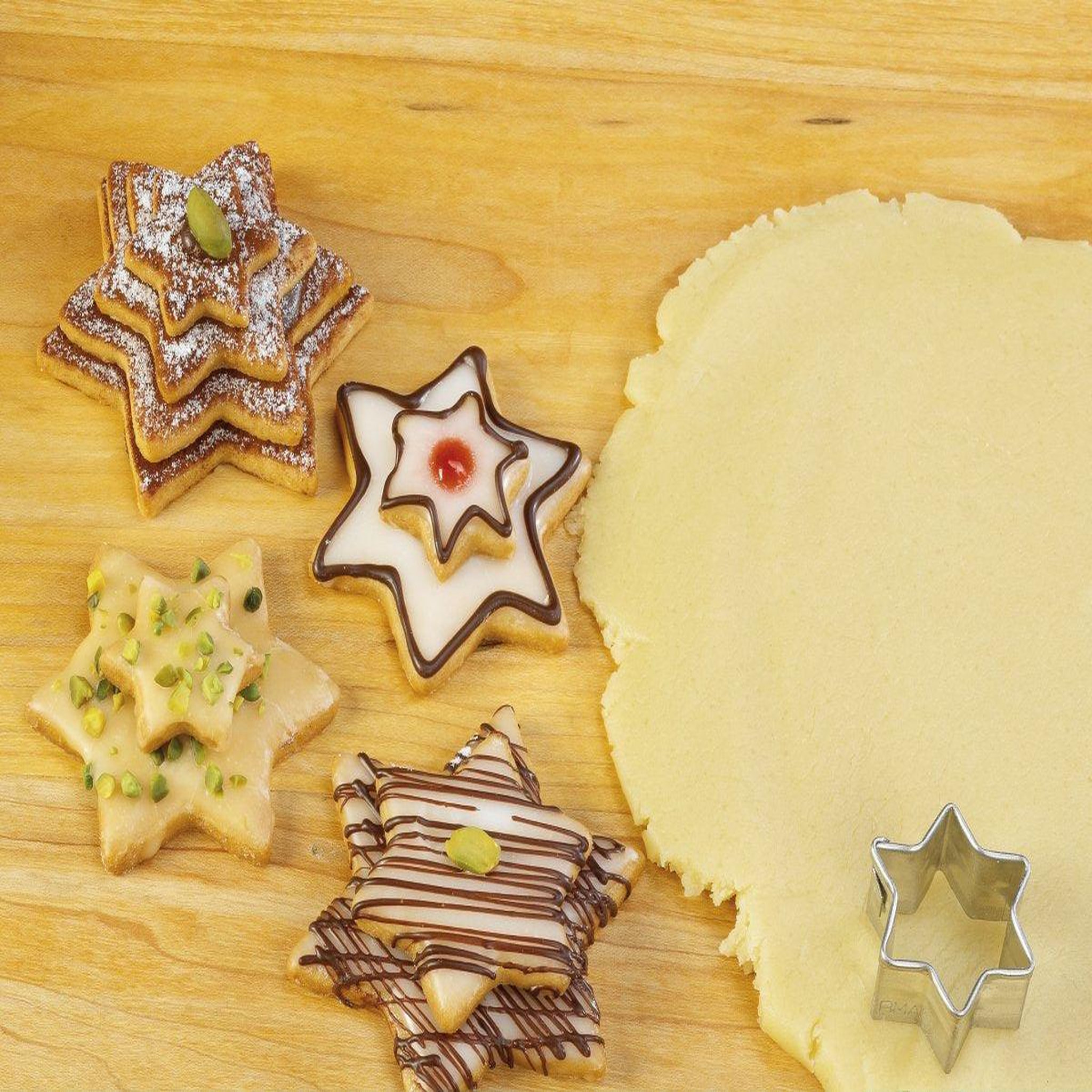 Voir la diapositive 2 : ZENKER Lot de 4 emporte-pièces de noël en forme d'étoiles zenker emporte-pièces