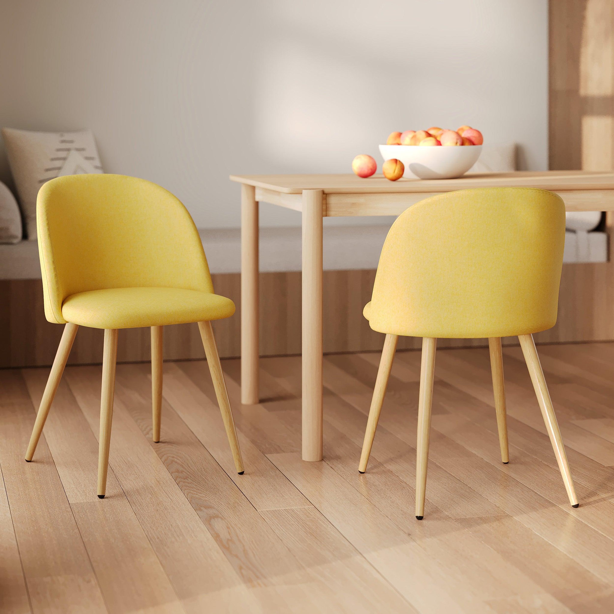 Voir la diapositive 2 : MAISON PAVANE Lot de 2 chaises en tissu jaune et pieds en métal-cozy