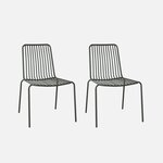 SWEEEK Lot de 2 chaises de jardin en acier, empilables, design linéaire. Coloris disponibles : Blanc, Orange, Gris, Vert