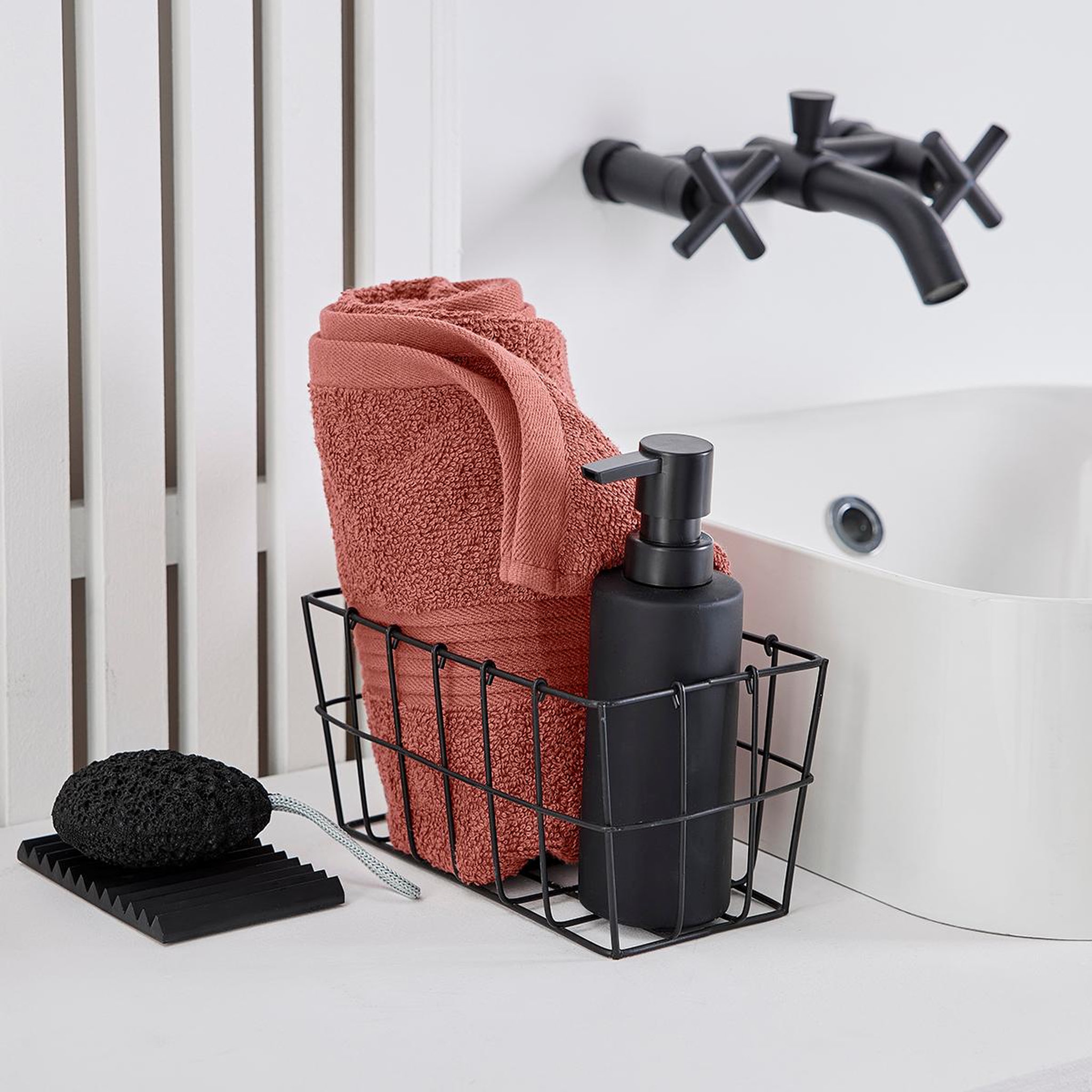Voir la diapositive 1 : TODAY Serviette de toilette unie en coton 450 g/m²
