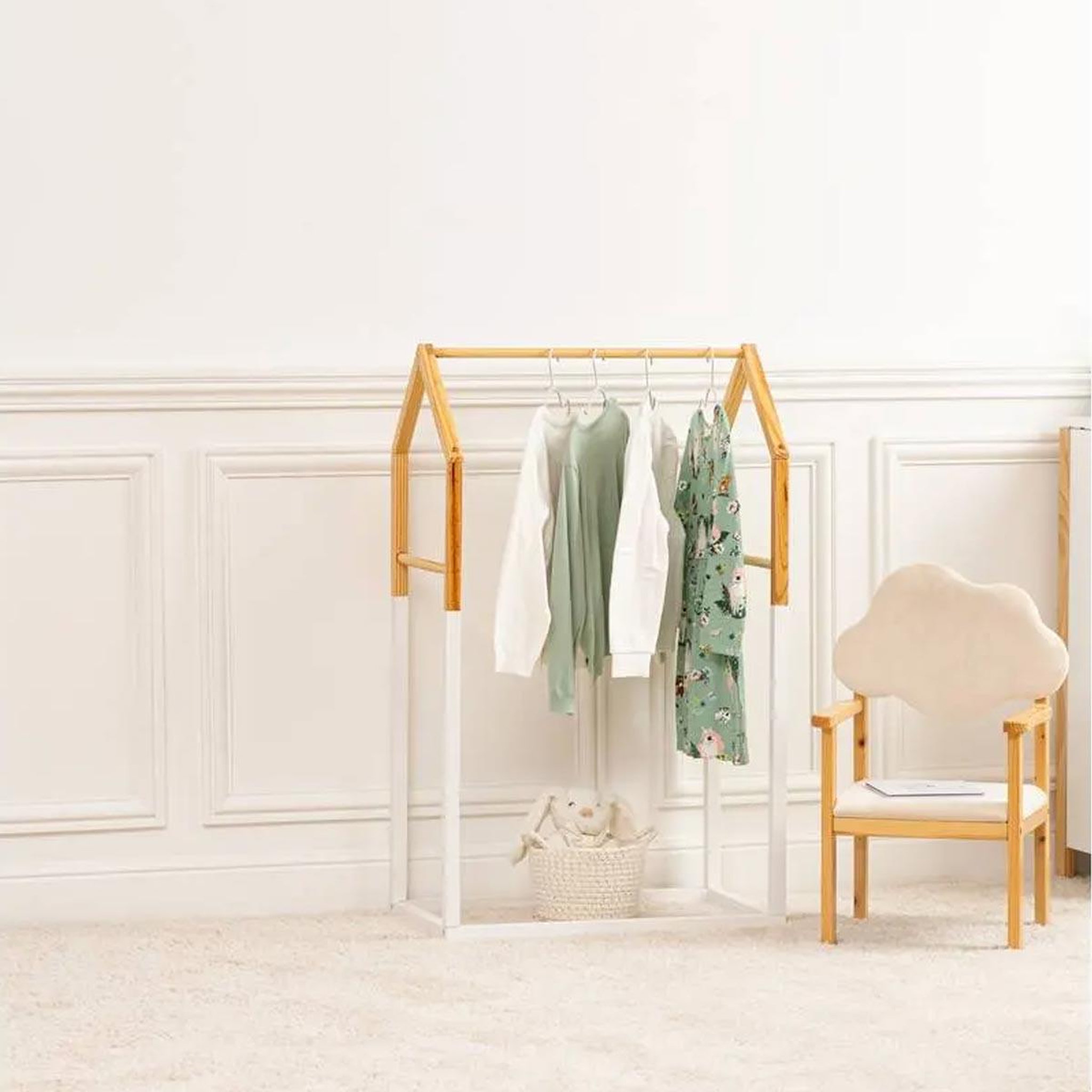 Voir la diapositive 3 : Atmosphera Kids Portant pour enfant en forme de maison - blanc et beige