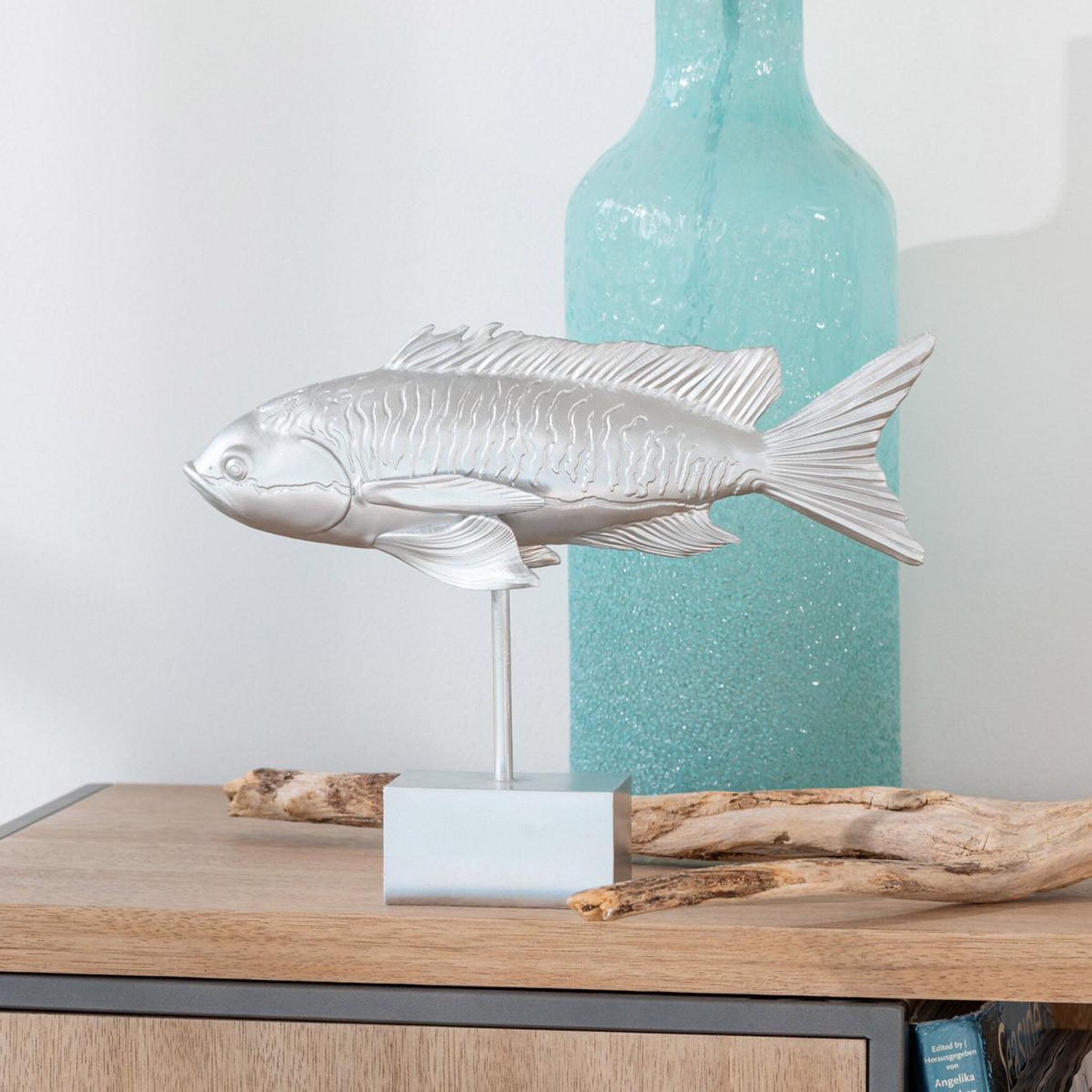 Voir la diapositive 2 : J-LINE Statue Déco sur Pied  Poisson Long  33cm Argent