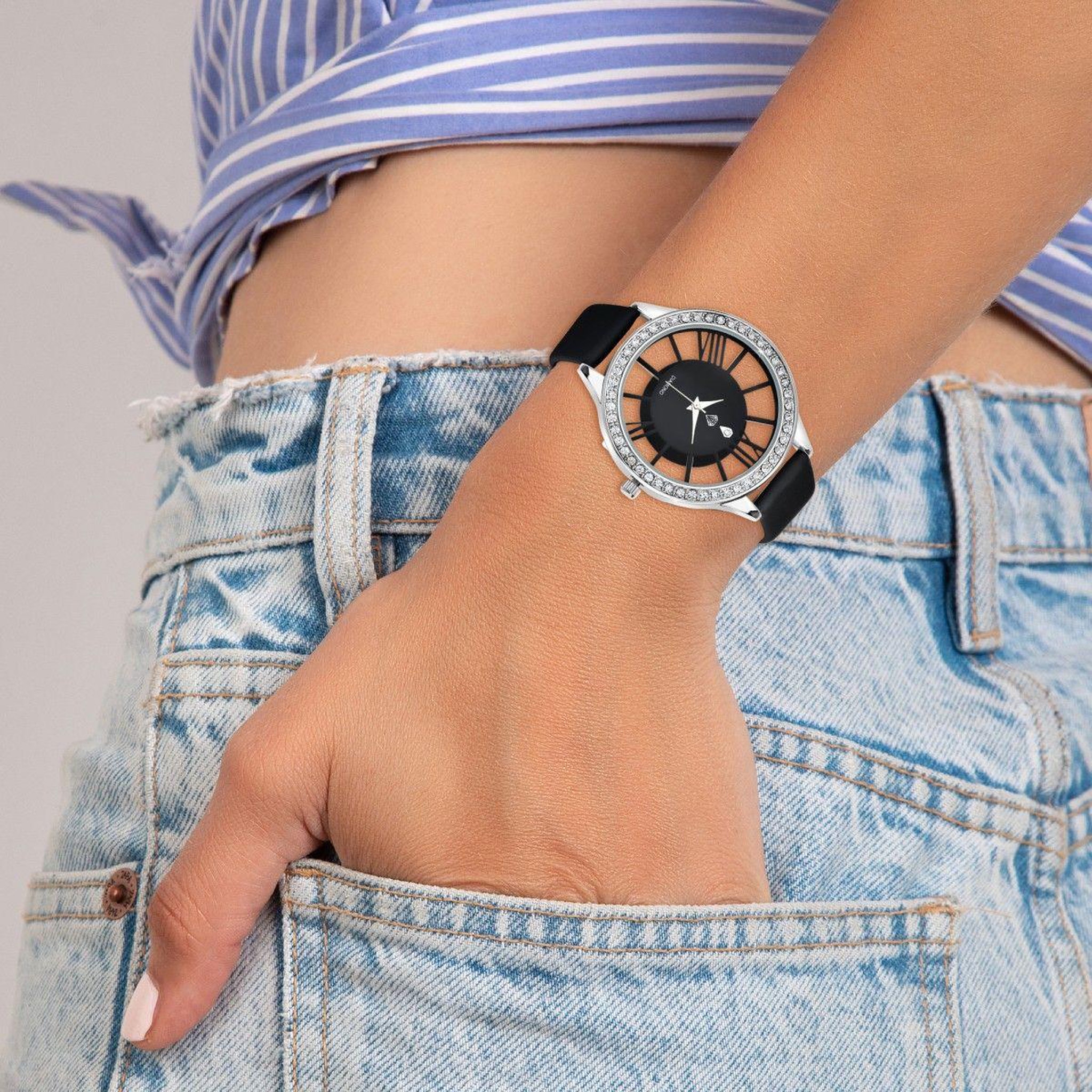 Voir la diapositive 2 : SC CRYSTAL Montre Lara SC Crystal ornée d'un véritable diamant et de Cristaux scintillants