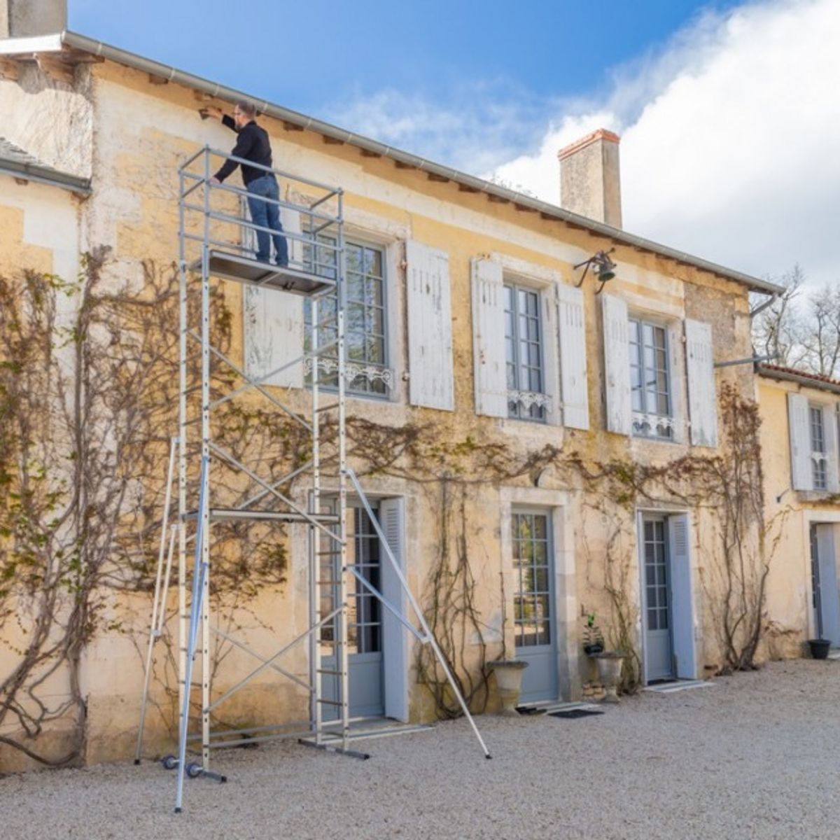 HAILO Echafaudage roulant d'escalier 7m en aluminium - HOBBYSTEP H7