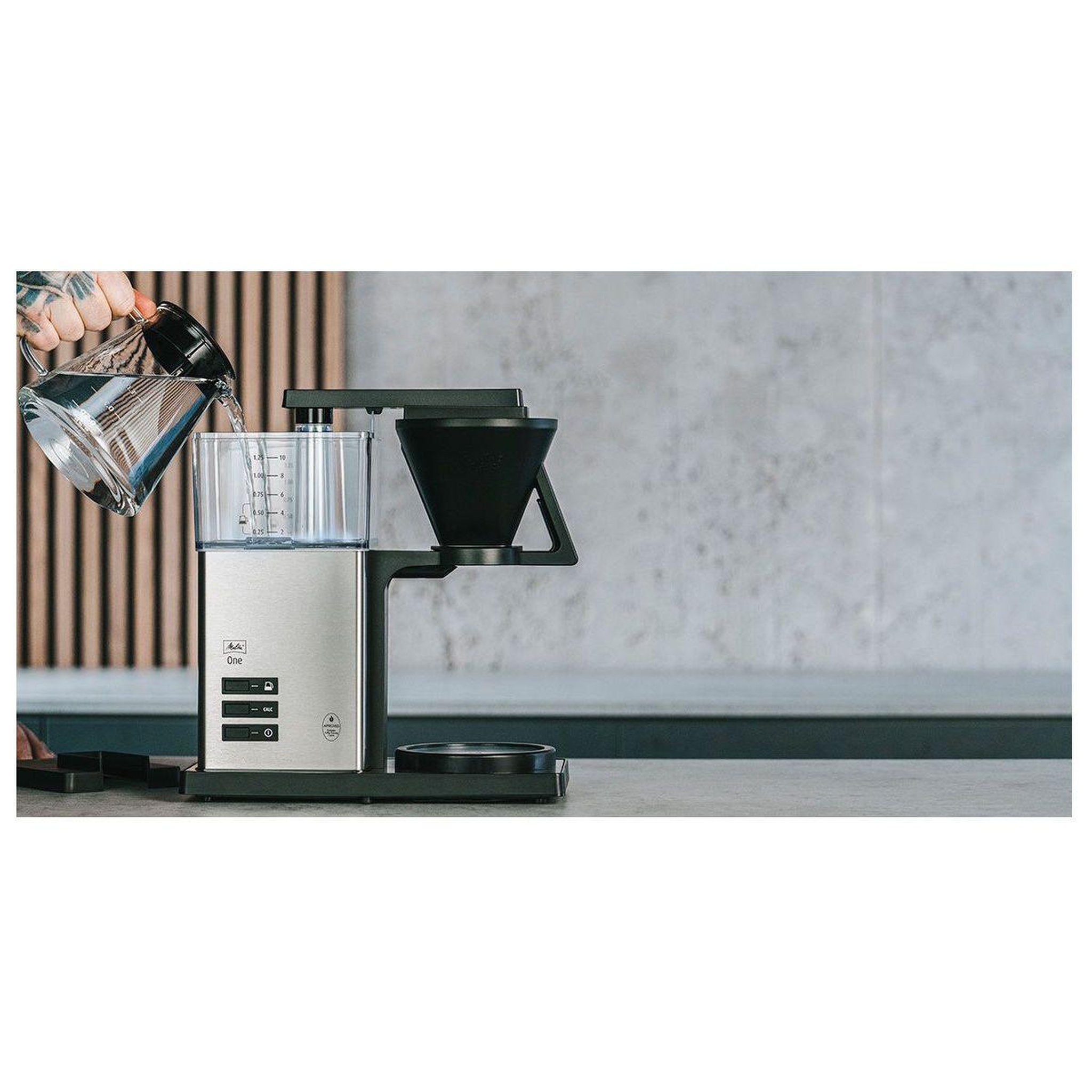 Voir la diapositive 4 : Melitta Cafetière filtre 1031-02 one noir