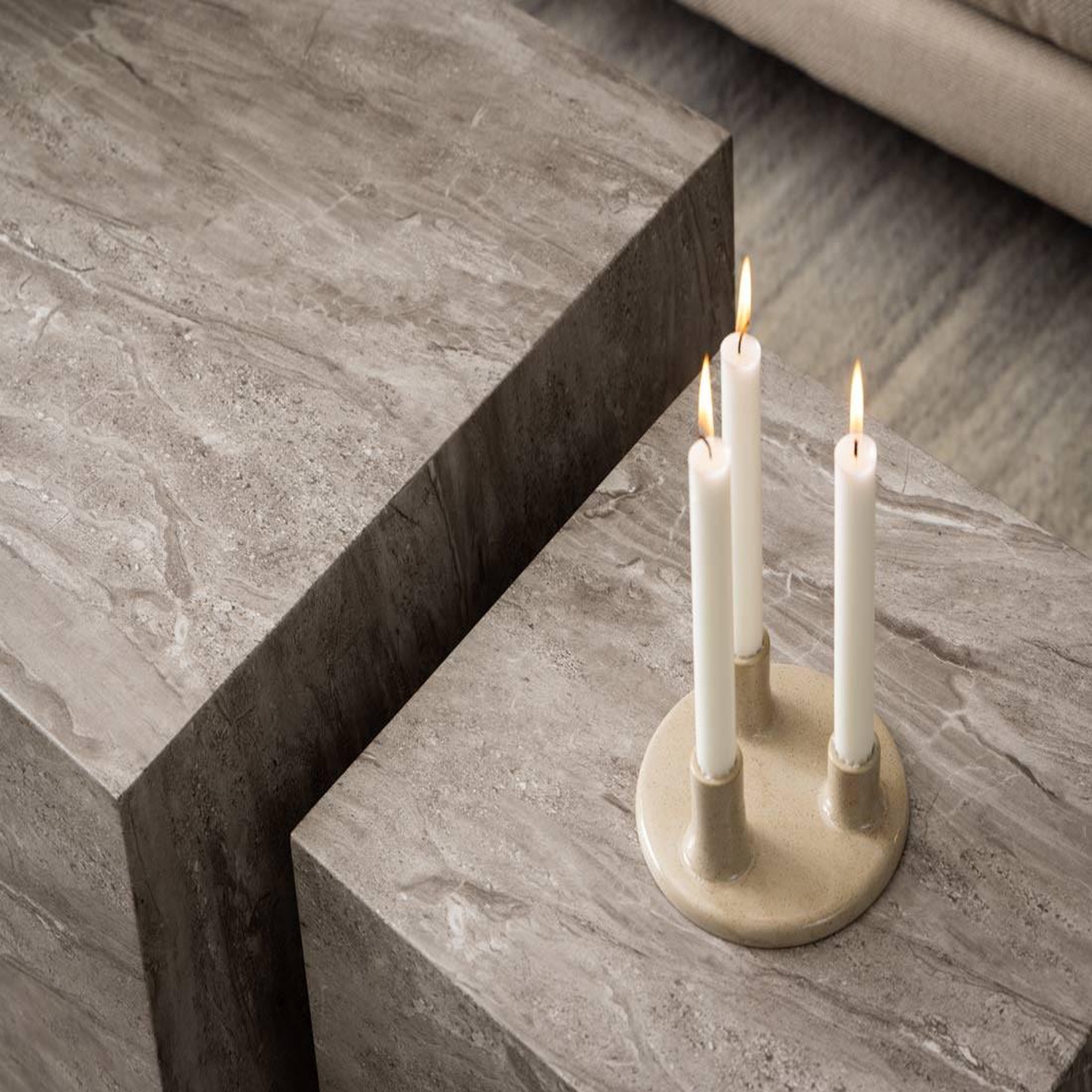 Voir la diapositive 2 : LISA DESIGN Pueblo - lot de 2 tables basses - effet marbre gris - 100 et 44 cm