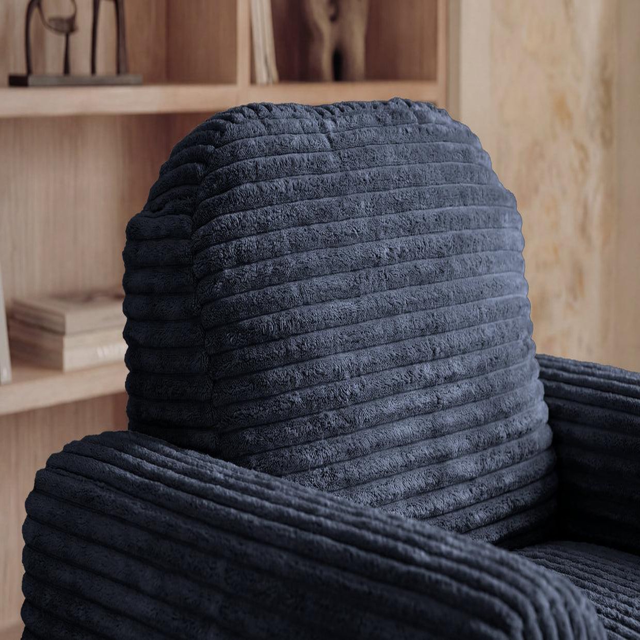 Voir la diapositive 4 : CASANOVA PARIS Elvis - fauteuil gros velours côtelé