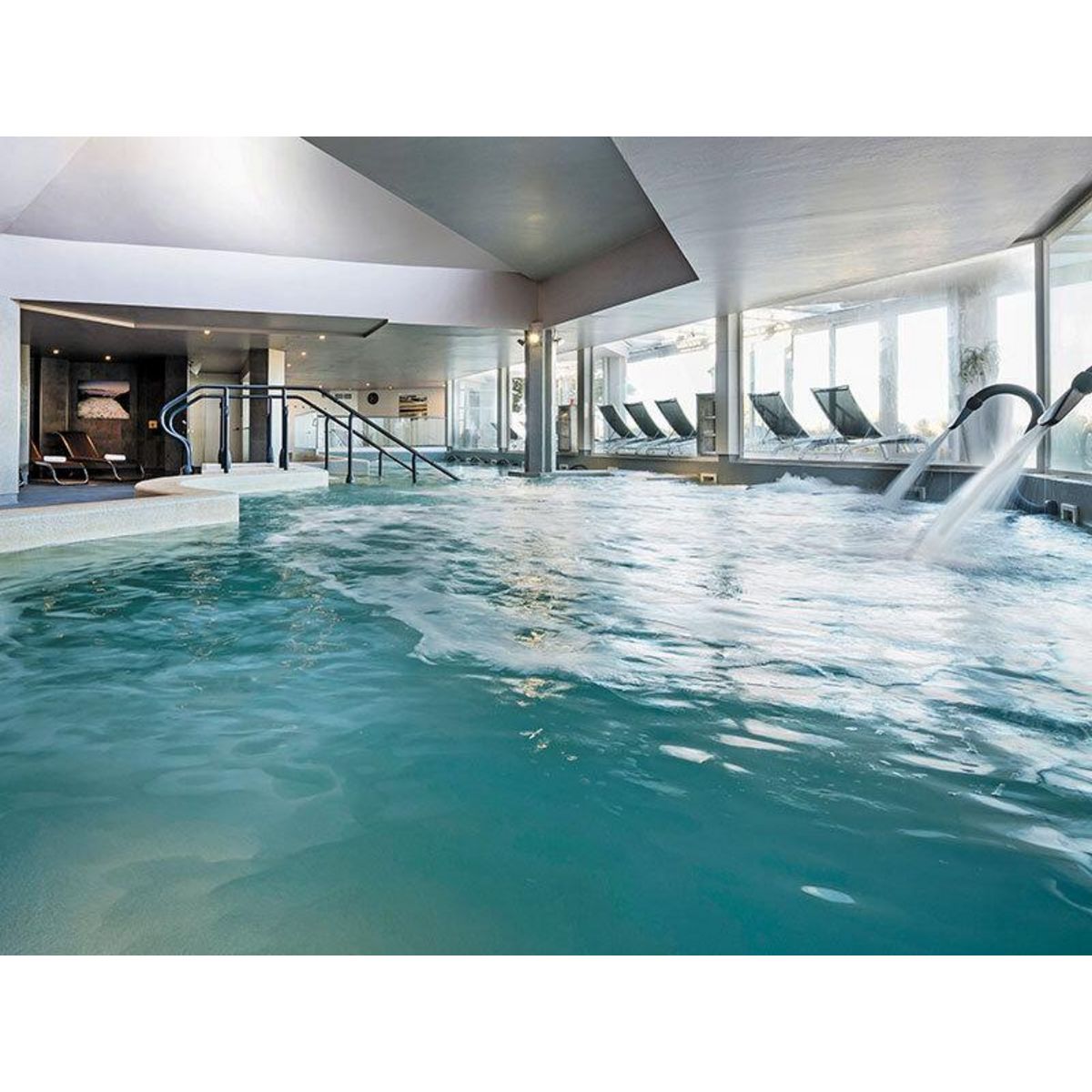 Smartbox Thalazur Port Camargue 4* : 2 jours avec dîner et accès à l'Espace spa marin - Coffret Cadeau Séjour