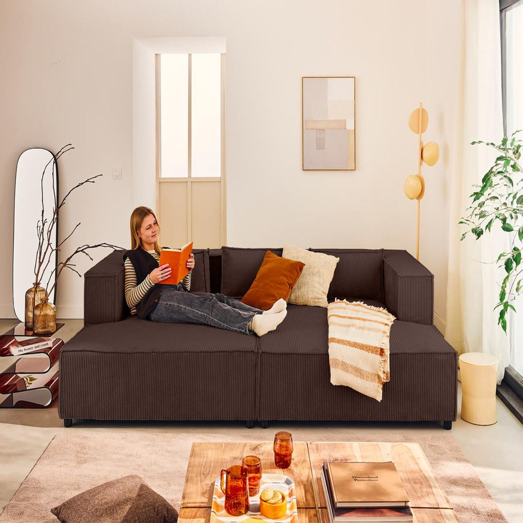 Voir la diapositive 2 : LISA DESIGN Stella - canapé droit 3 places avec double méridienne - assise profonde - en velours côtelé