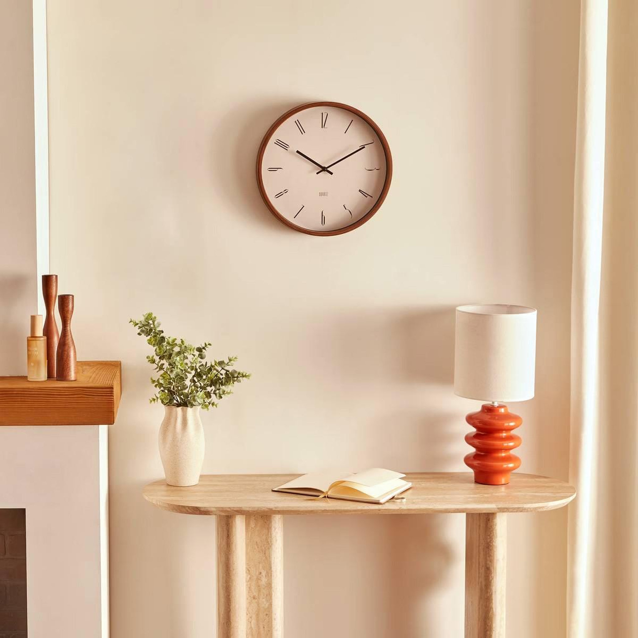 Voir la diapositive 4 : ATMOSPHERA Horloge murale effet bois  bratislav  35cm blanc