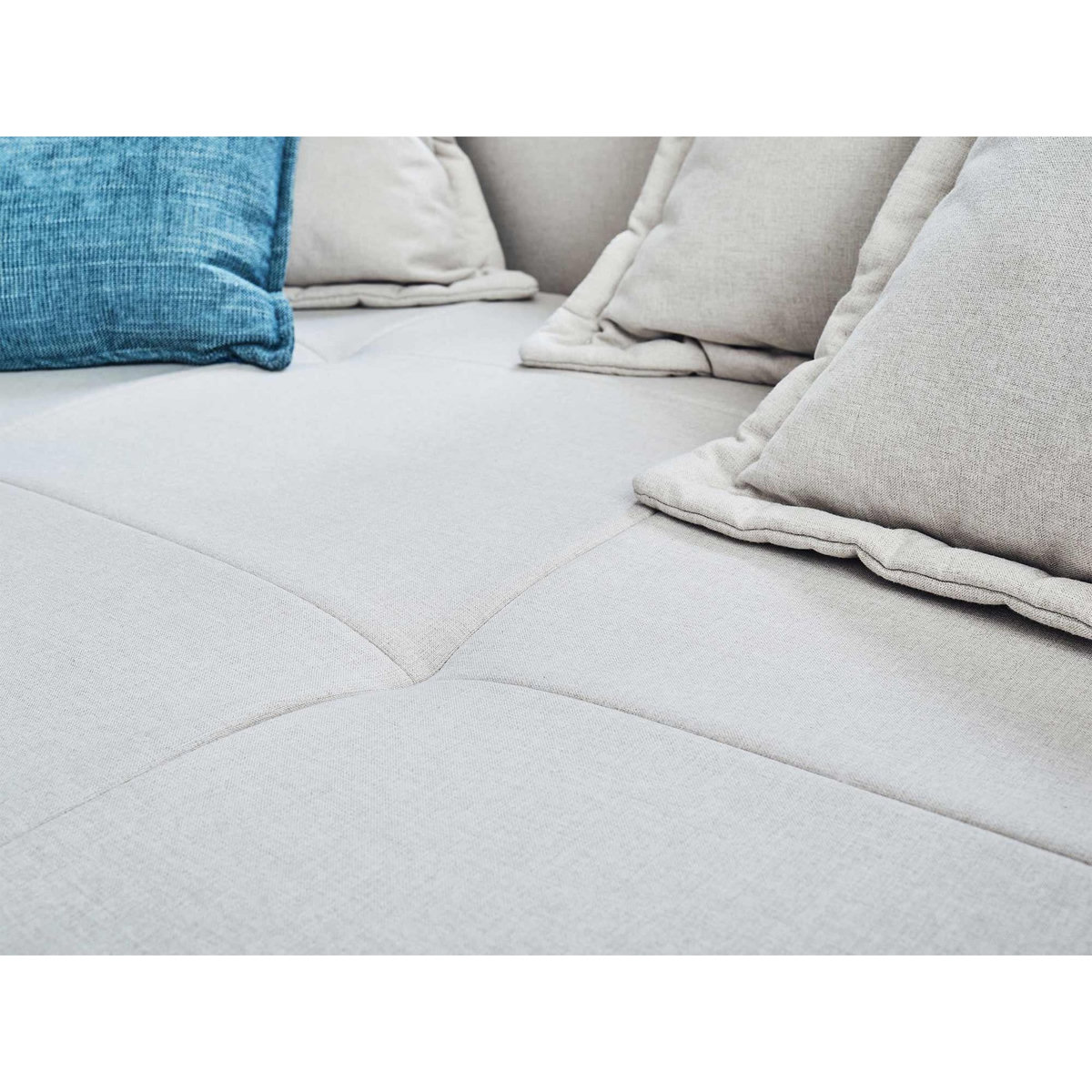 LISA DESIGN Lys - canapé droit 4 places - en tissu