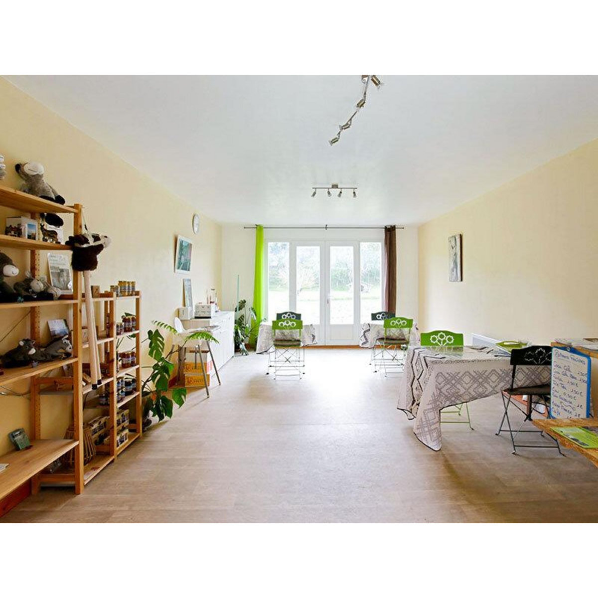 Smartbox Escapade en famille de 2 jours dans la nature en tente Safari Lodge - Coffret Cadeau Séjour