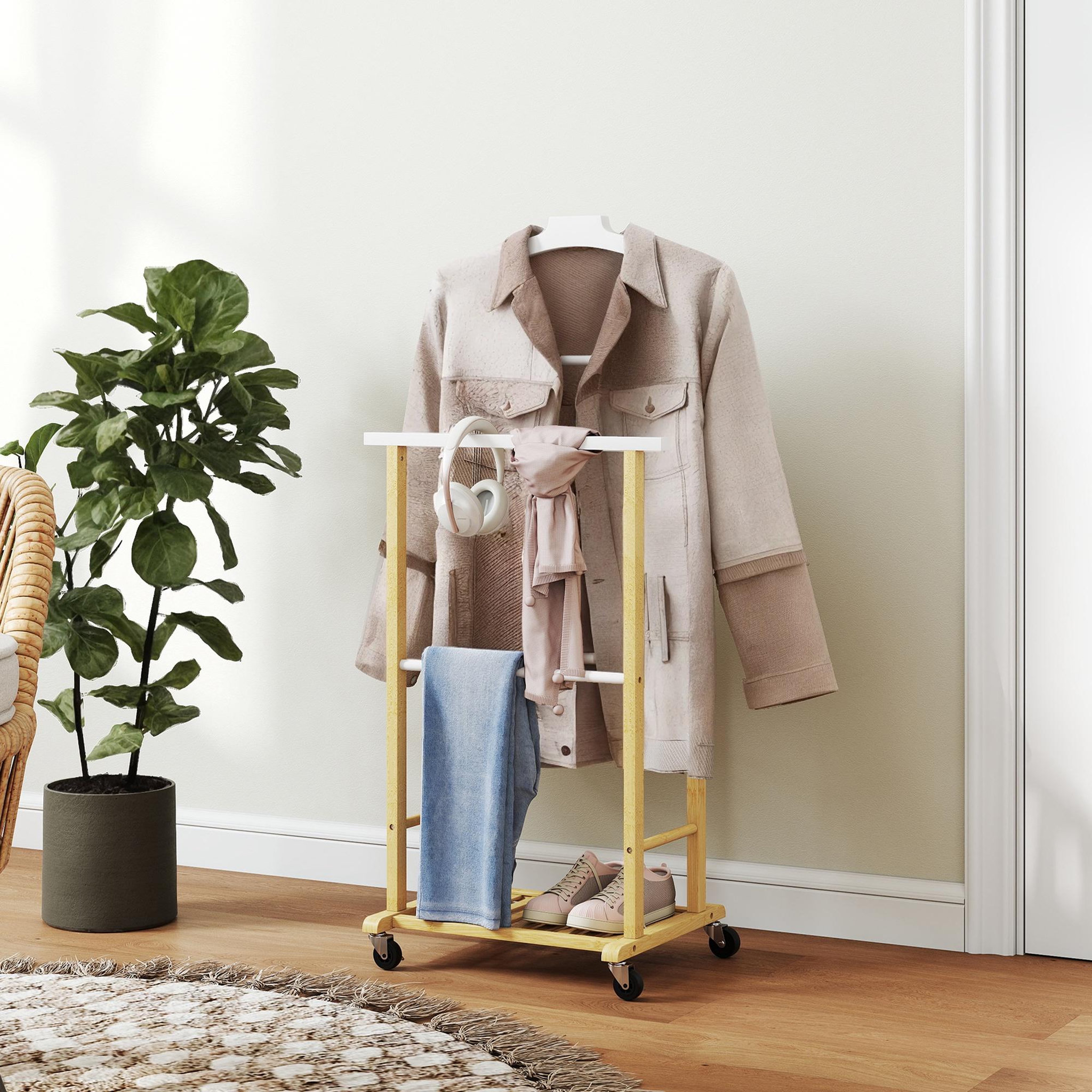 Voir la diapositive 6 : HOMCOM Valet de chambre mobile bois bambou avec portant et étagère