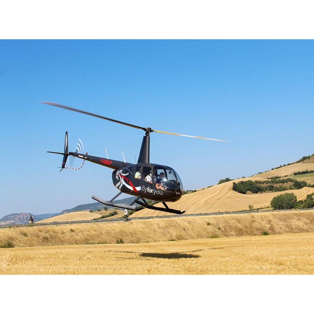 Smartbox Vol en hélicoptère de 20 min pour 2 au-dessus de Besançon - Coffret Cadeau Sport & Aventure