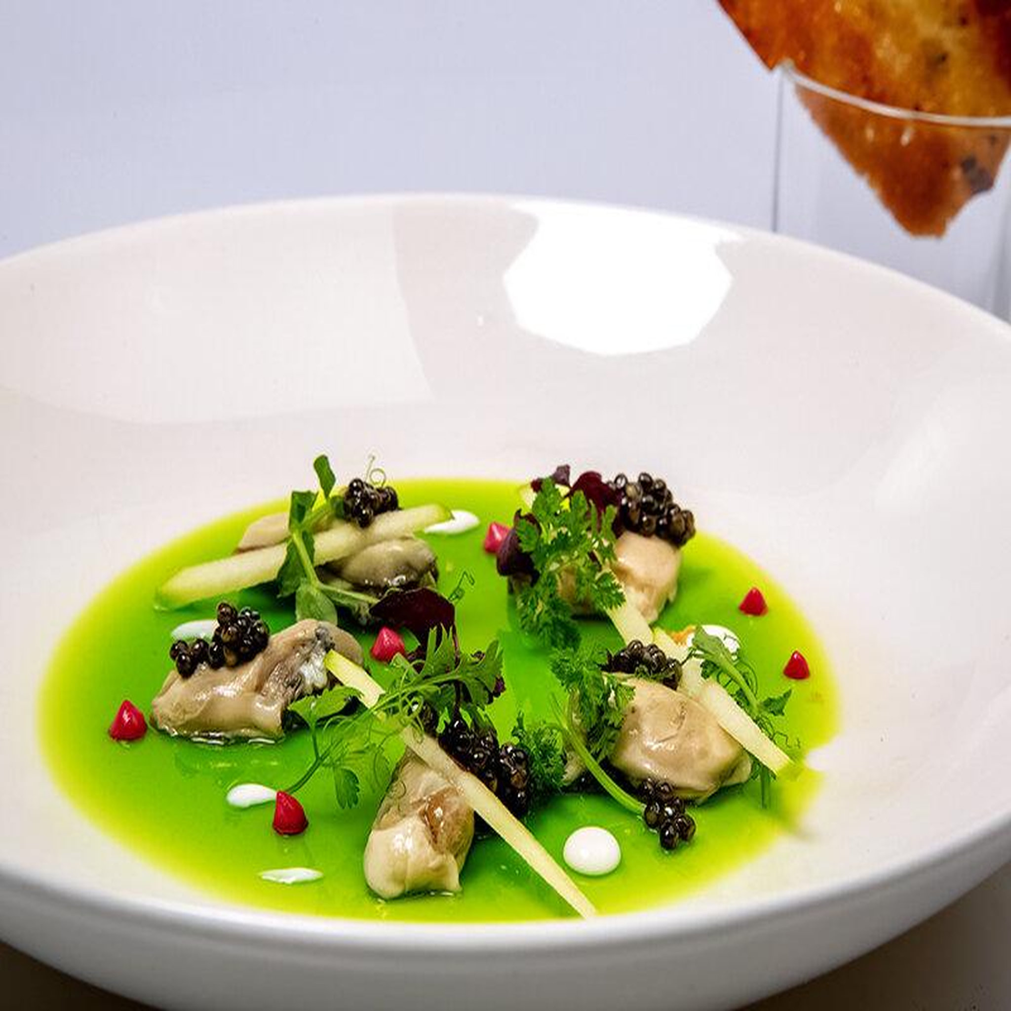 Voir la diapositive 3 : Smartbox Séjour d'exception en hôtel 4* : 2 jours avec dîner à auch - coffret cadeau séjour