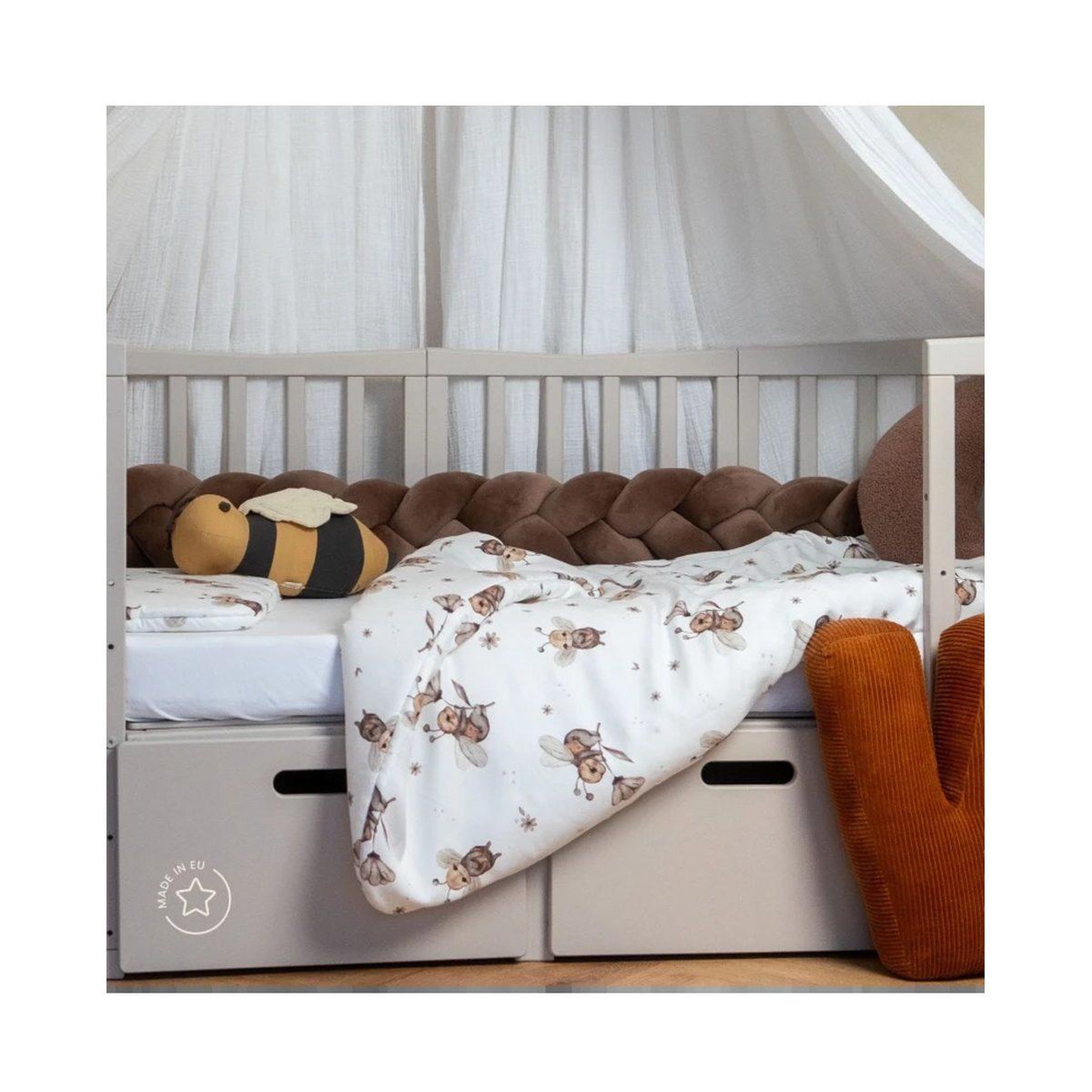 Voir la diapositive 2 : WALDIN Couette bébé 120 × 90 cm - motif abeilles, blanc