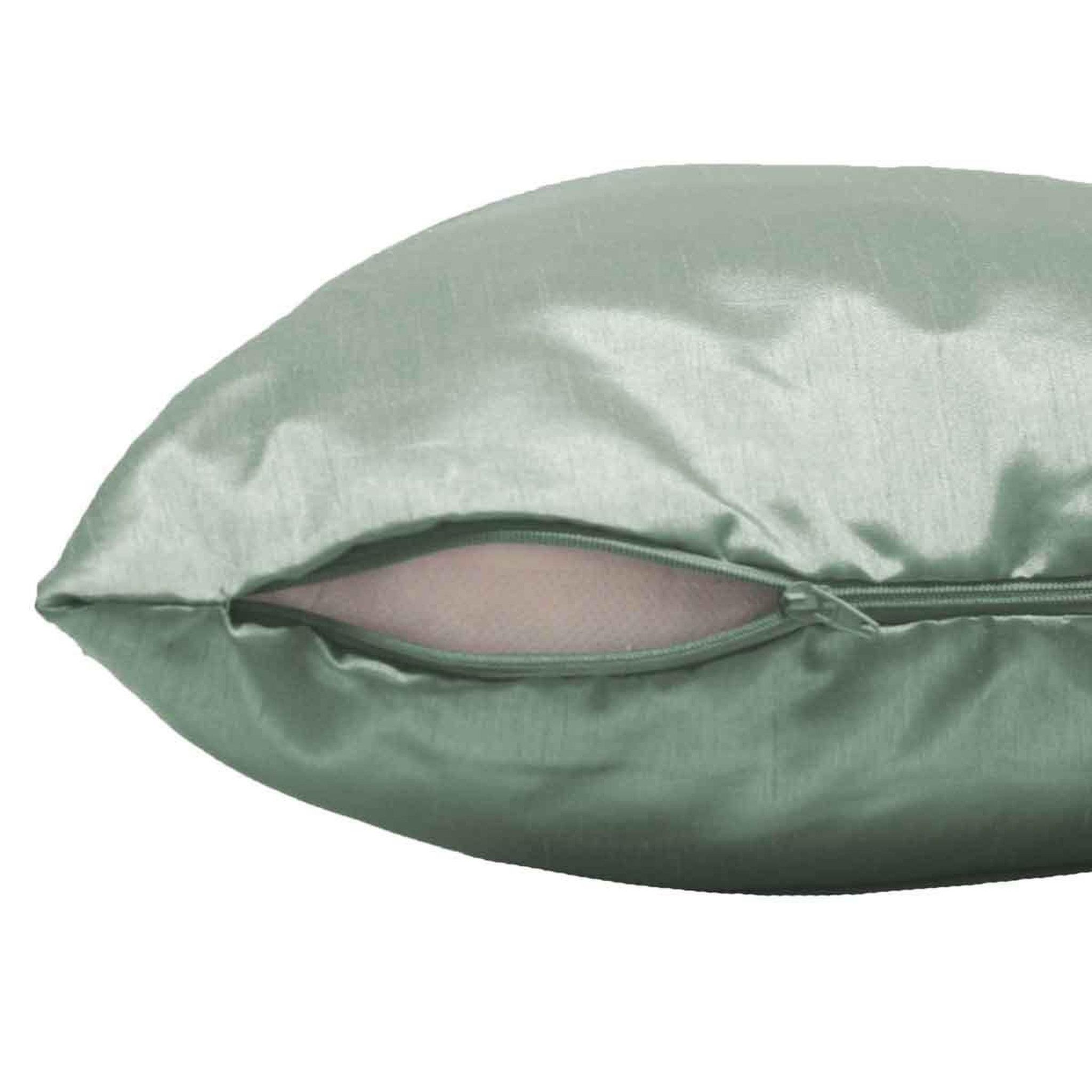 Voir la diapositive 2 : Douceur d'Intérieur Housse de coussin  shana  40x40cm sauge
