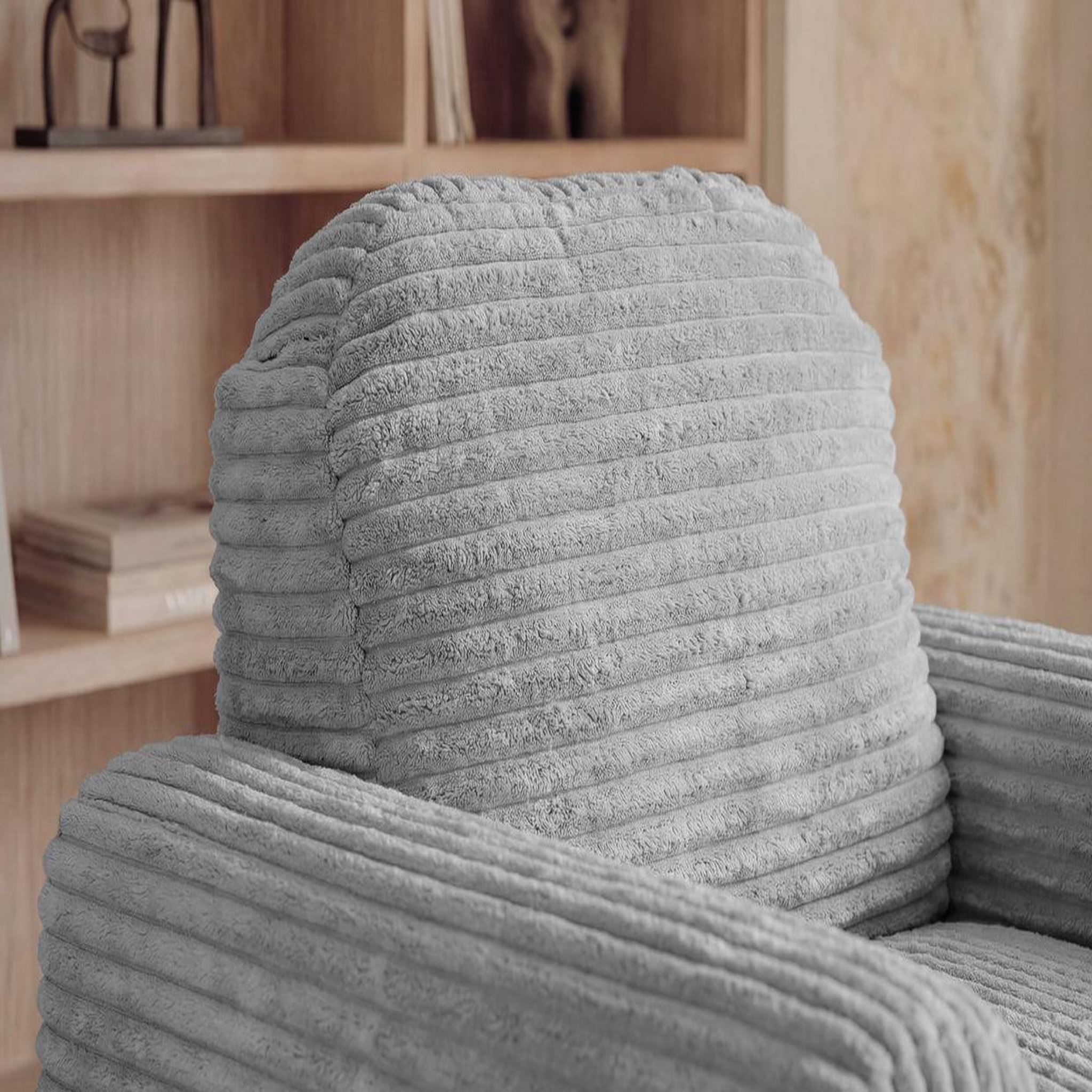 Voir la diapositive 4 : CASANOVA PARIS Elvis - fauteuil gros velours côtelé