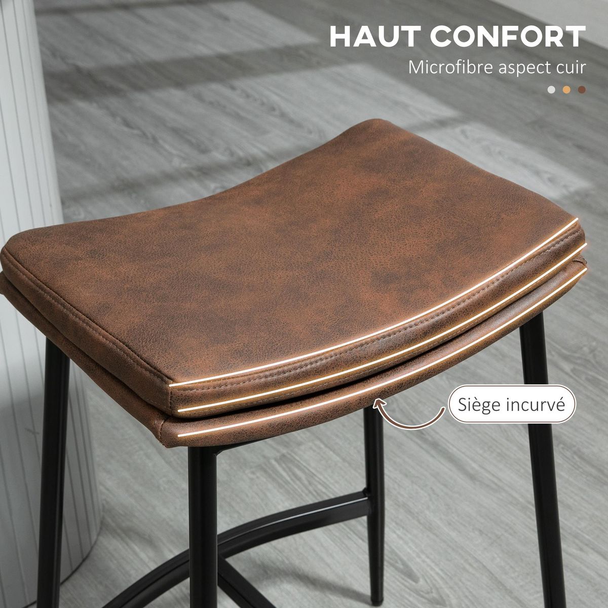 HOMCOM Lot de 2 tabourets de bar Vintage avec repose-pied piètement acier noir assise incurvée tissu marron effet vieilli