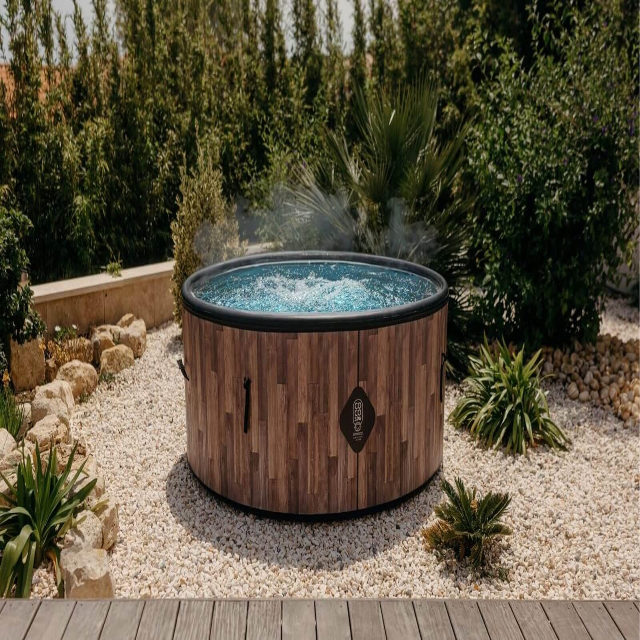 Voir la diapositive 2 : COCO SPA Spa gonflable Nordik