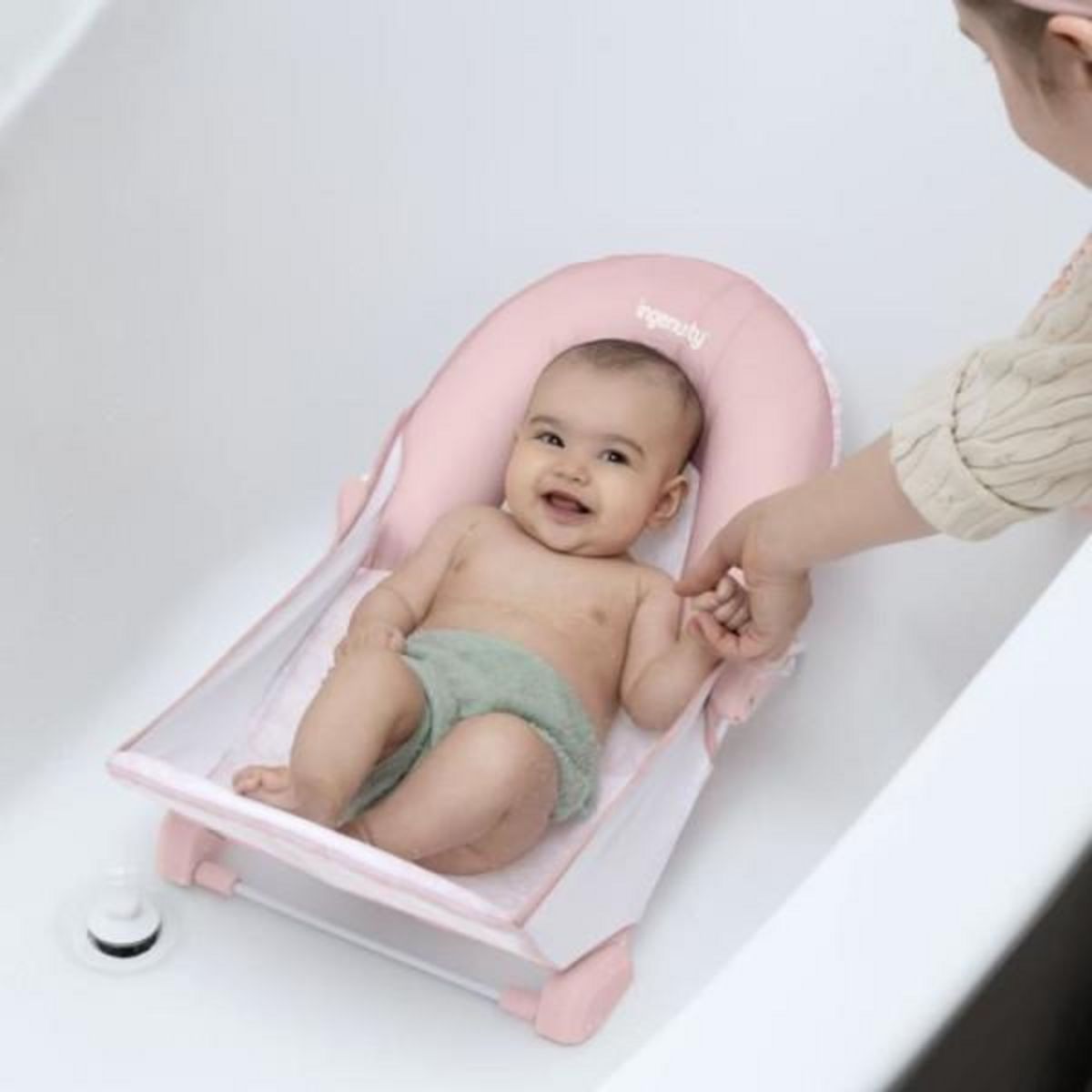 MARKET24 Transat - Anneau INGENUITY  de bain pour bébé fille pliable rose