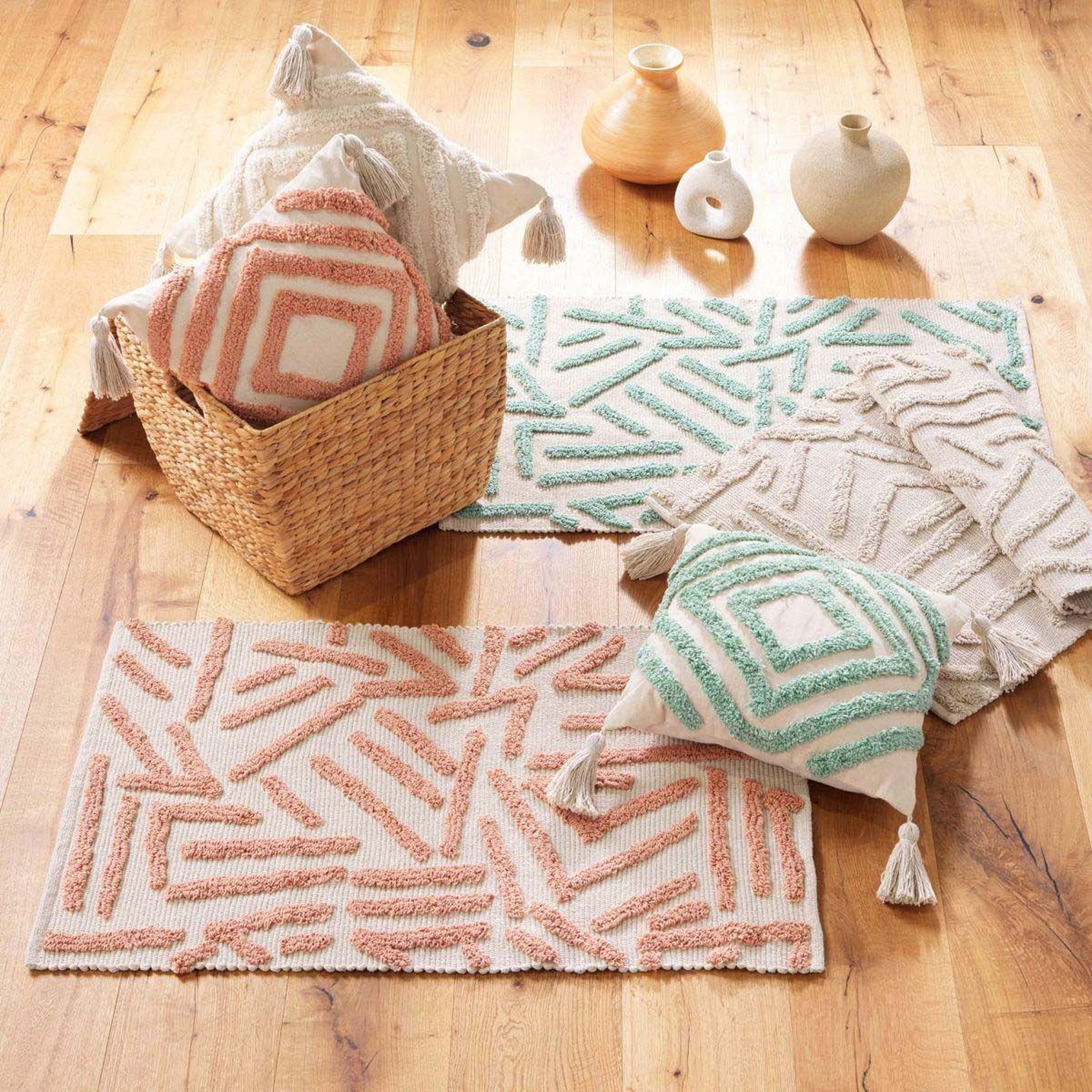 Voir la diapositive 4 : Douceur d'Intérieur Tapis déco tufté  athena  60x90cm sauge