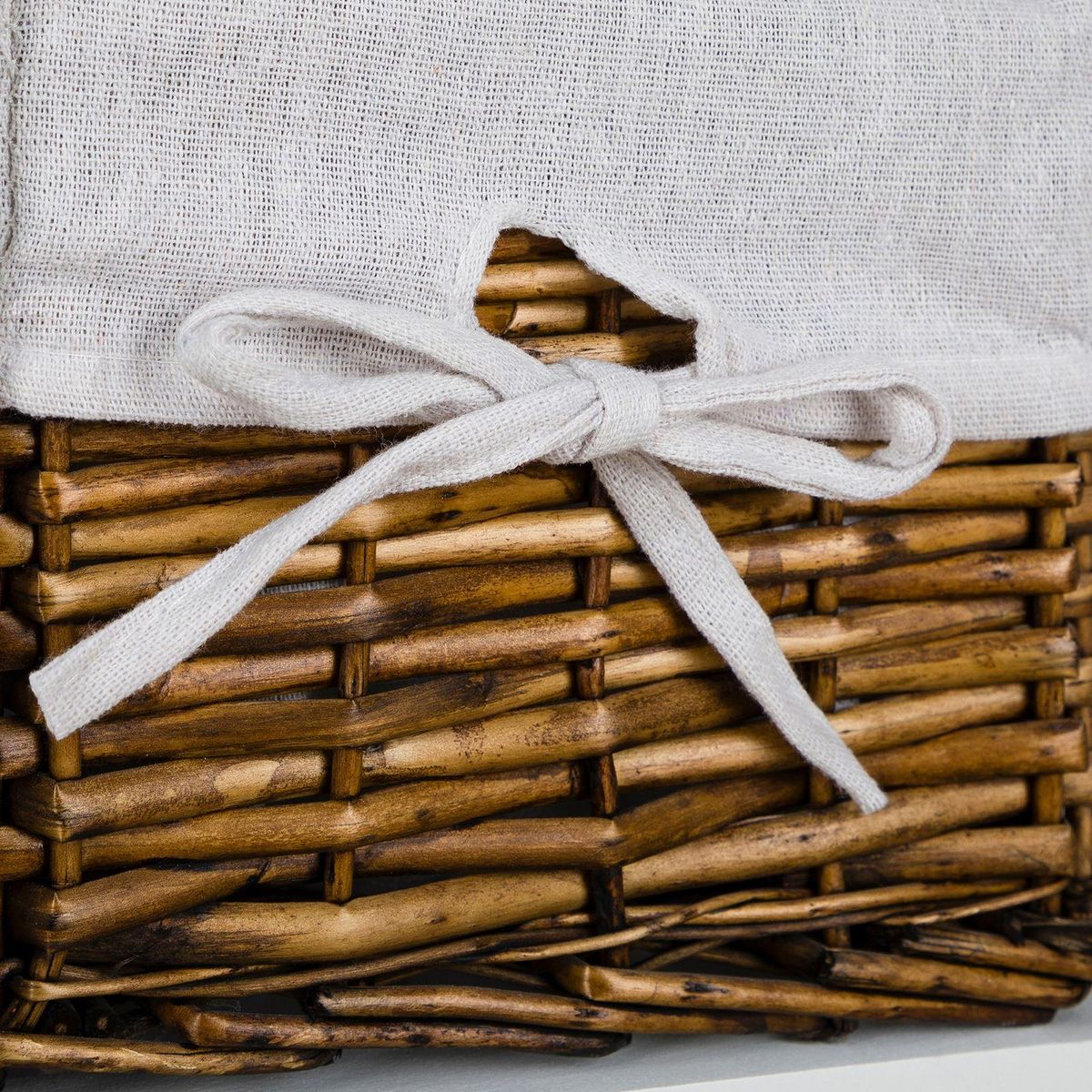 IDIMEX Table de chevet NOKOMIS avec 2 paniers en bois