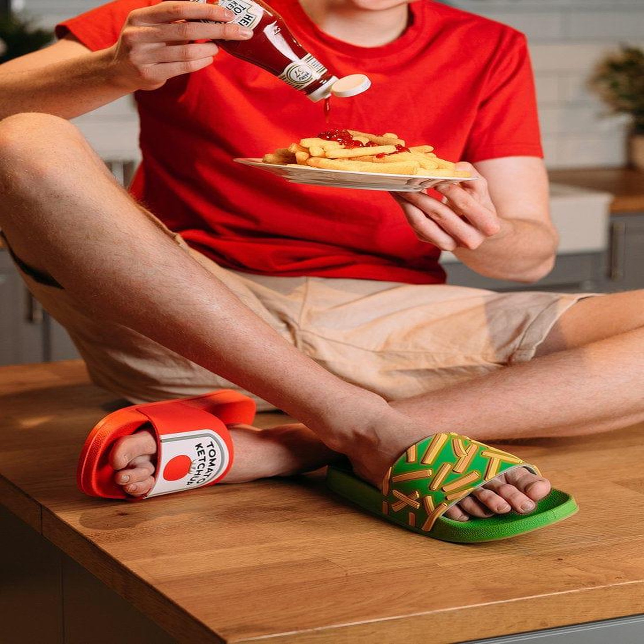 Voir la diapositive 5 : DEDOLES Claquettes frites et ketchup