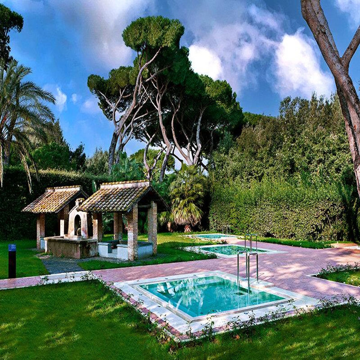 Smartbox Séjour relaxant en Italie : 2 jours au QC Terme à Rome avec accès au spa - Coffret Cadeau Séjour